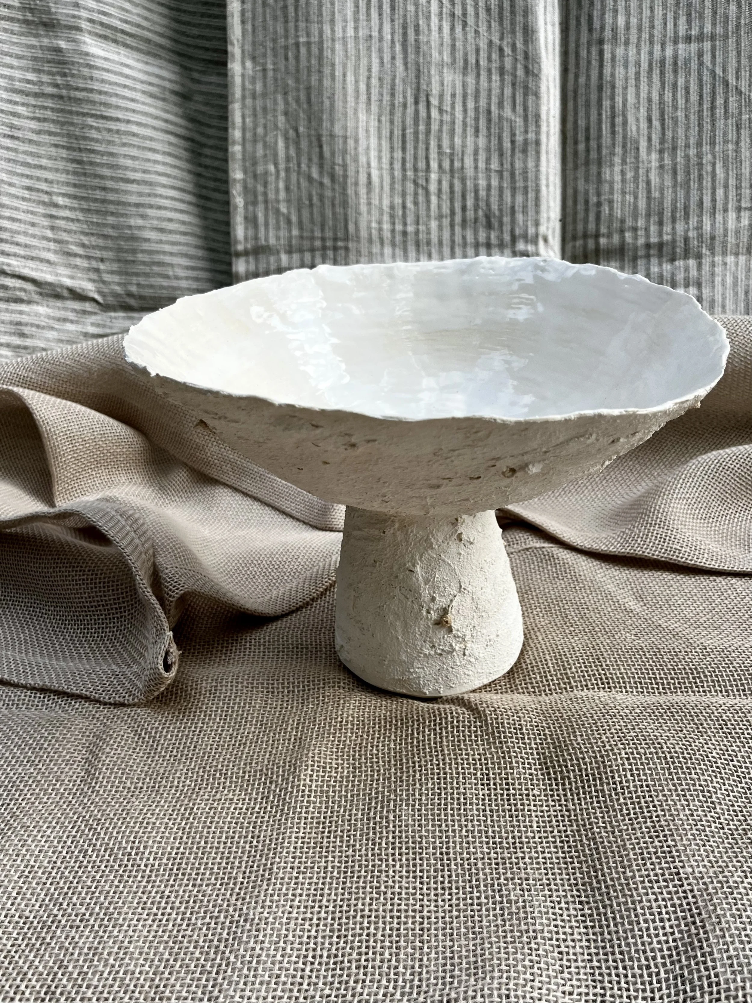 LEPIC067-White Missi Vase-1.jpeg
