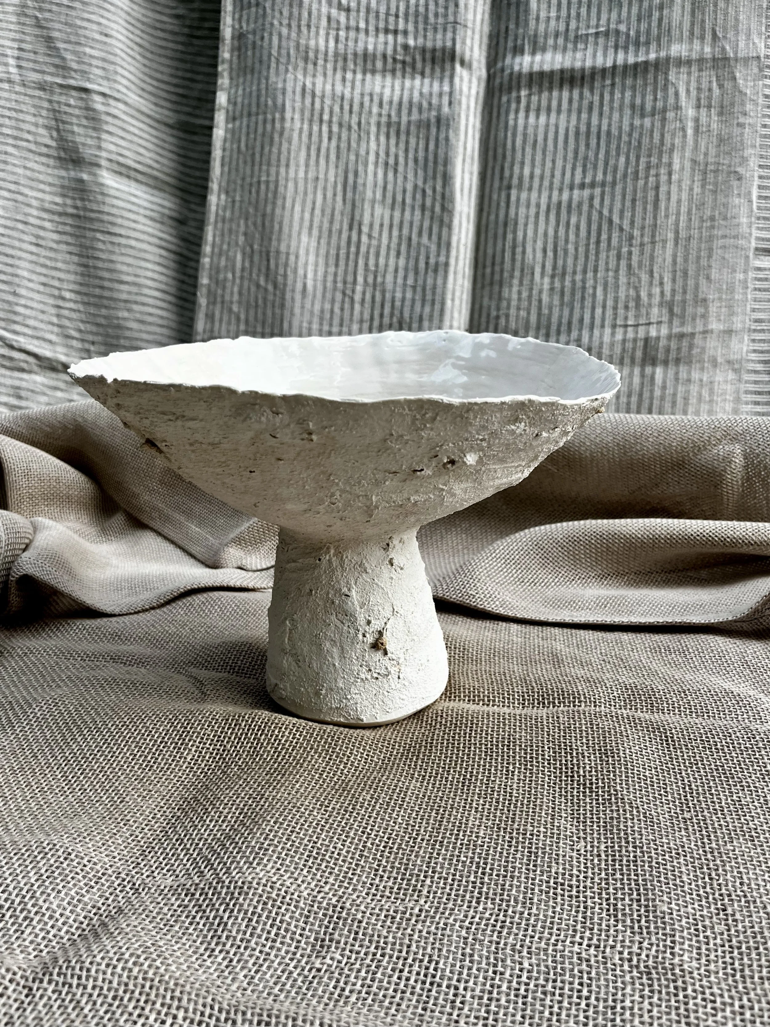 LEPIC067-White Missi Vase-2.jpeg
