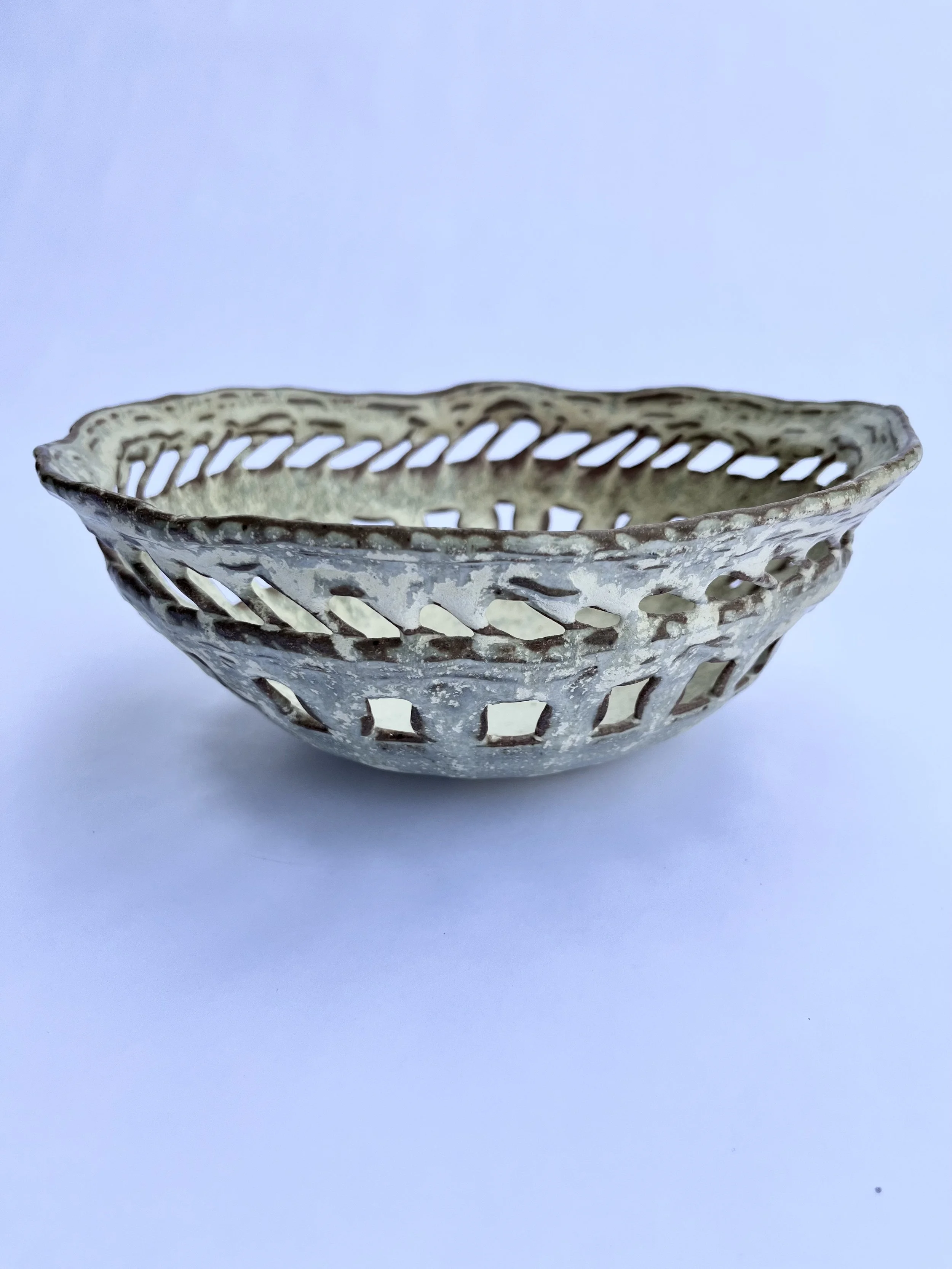 LEPIC039-Yellow basket Bowl-8.jpeg