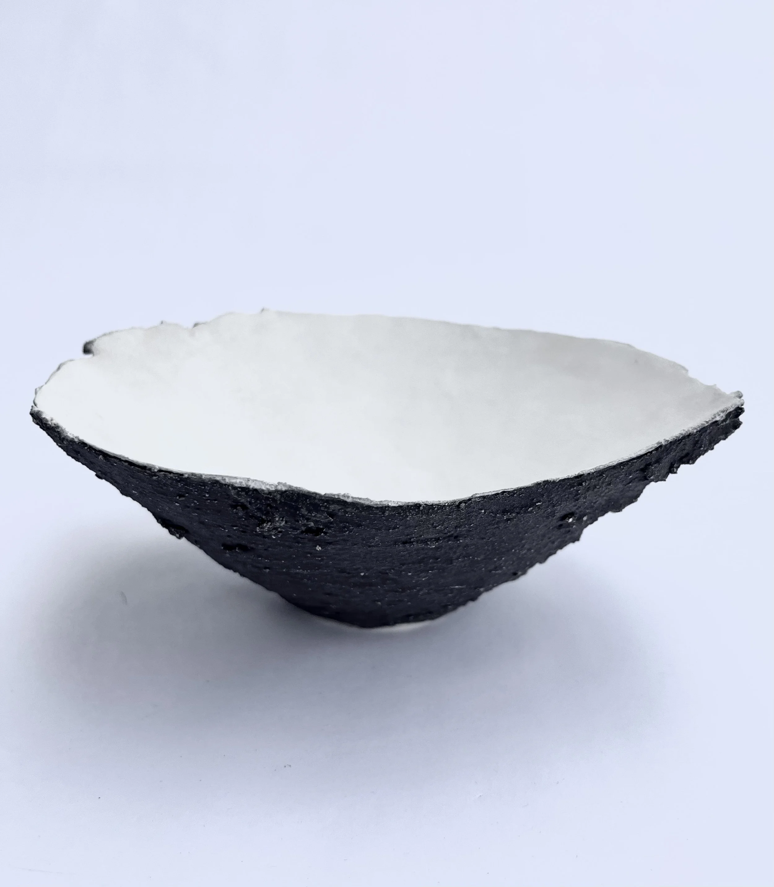 LEPIC028 Smallest Bowl Black-6.jpeg