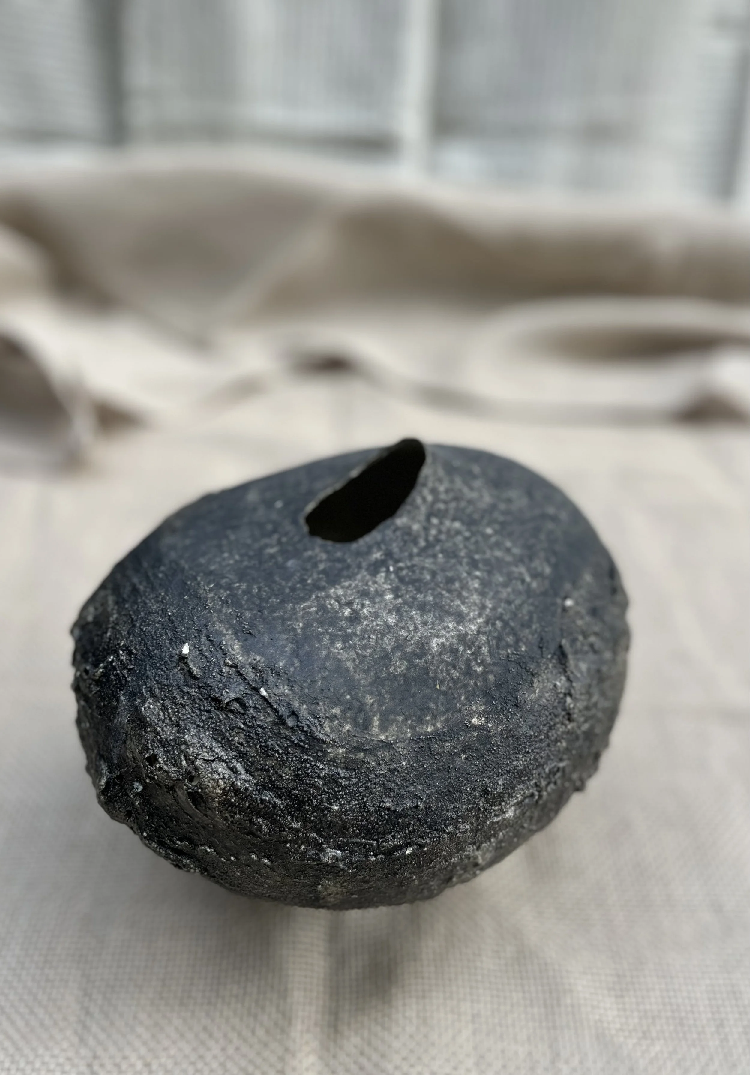 LEPIC056- Black Sphere- 3.jpeg