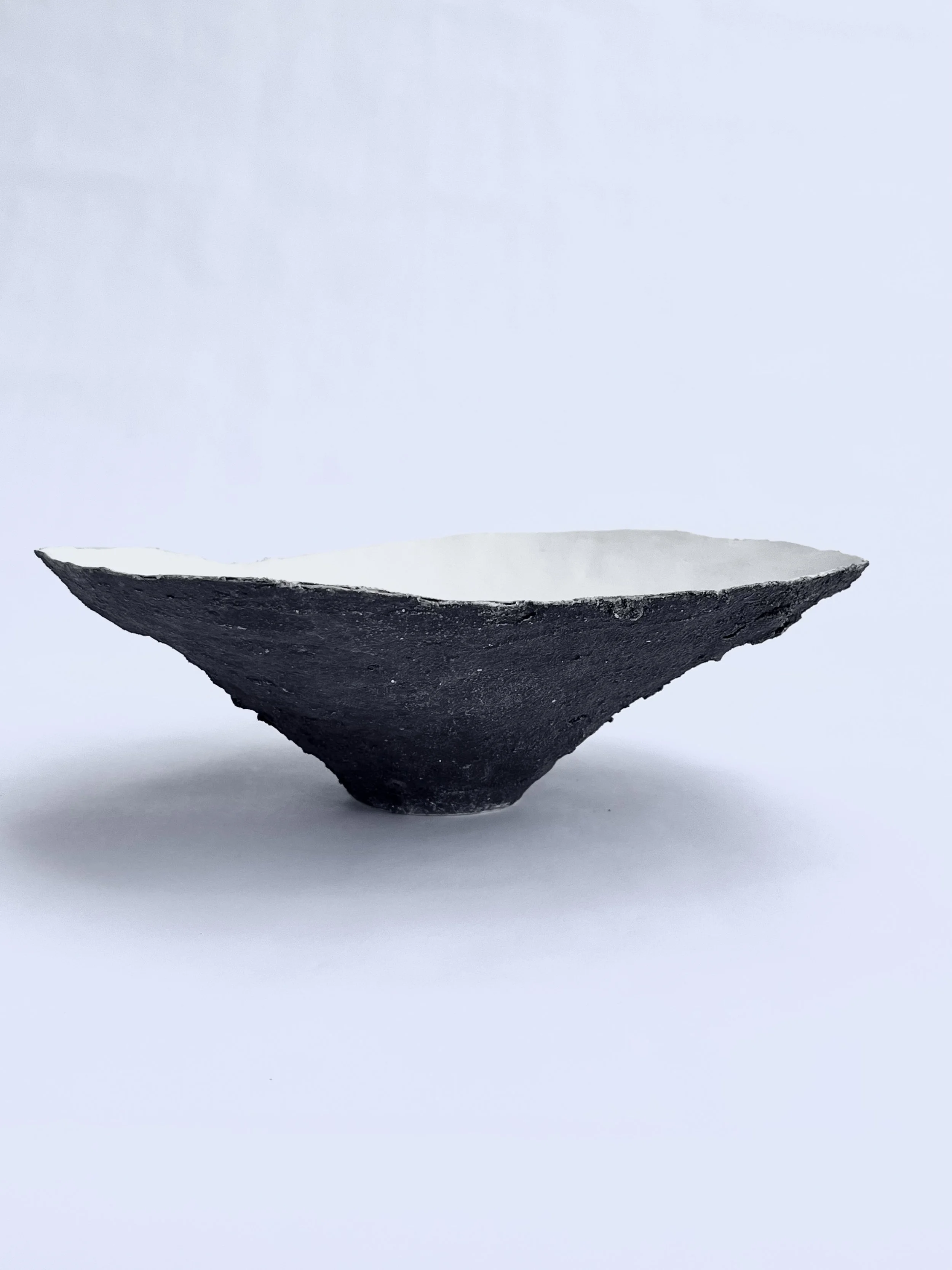 LEPIC085-White and Black Bowl medium-7.jpeg