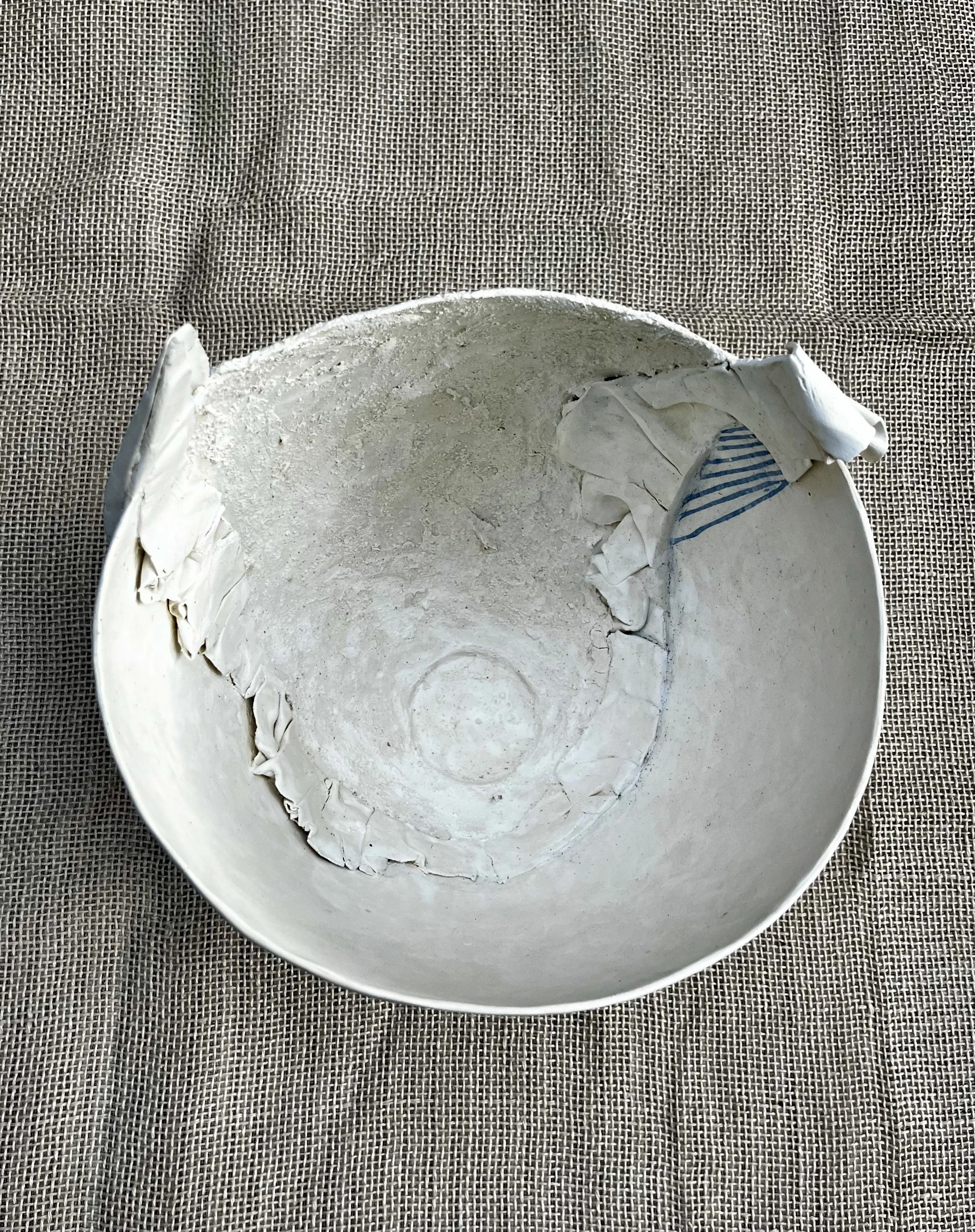 LEPIC060-WHITE FOLDED CLAY WITH BLUE MISHIMA BOWL I-1.jpeg