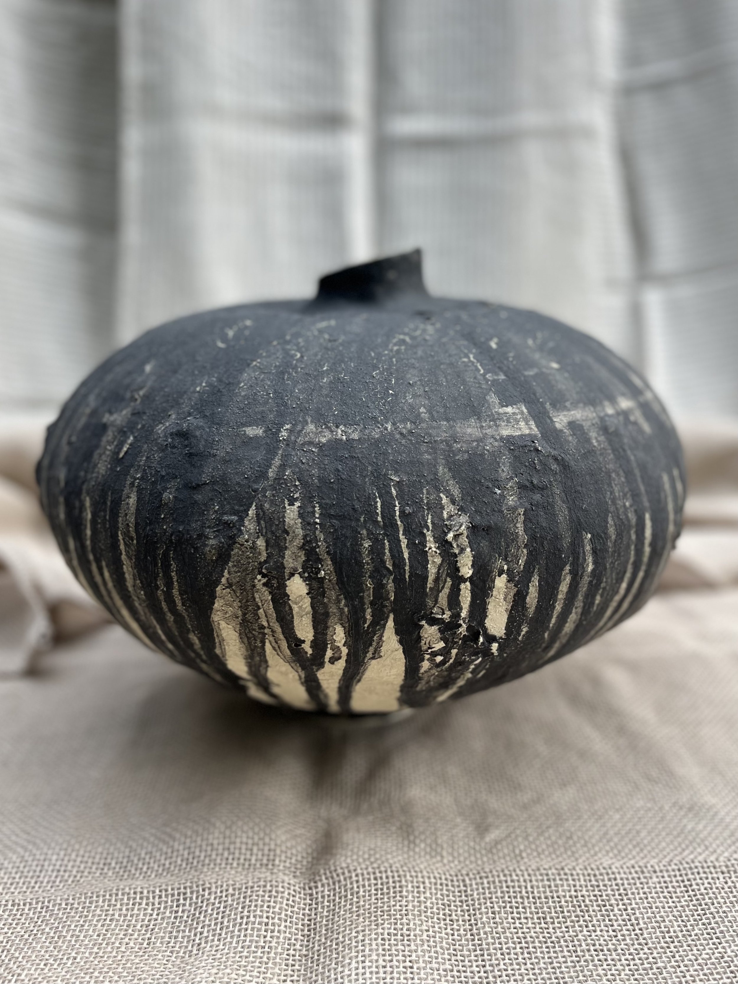 LEPIC059-Large Bulb with Drips-5.jpeg