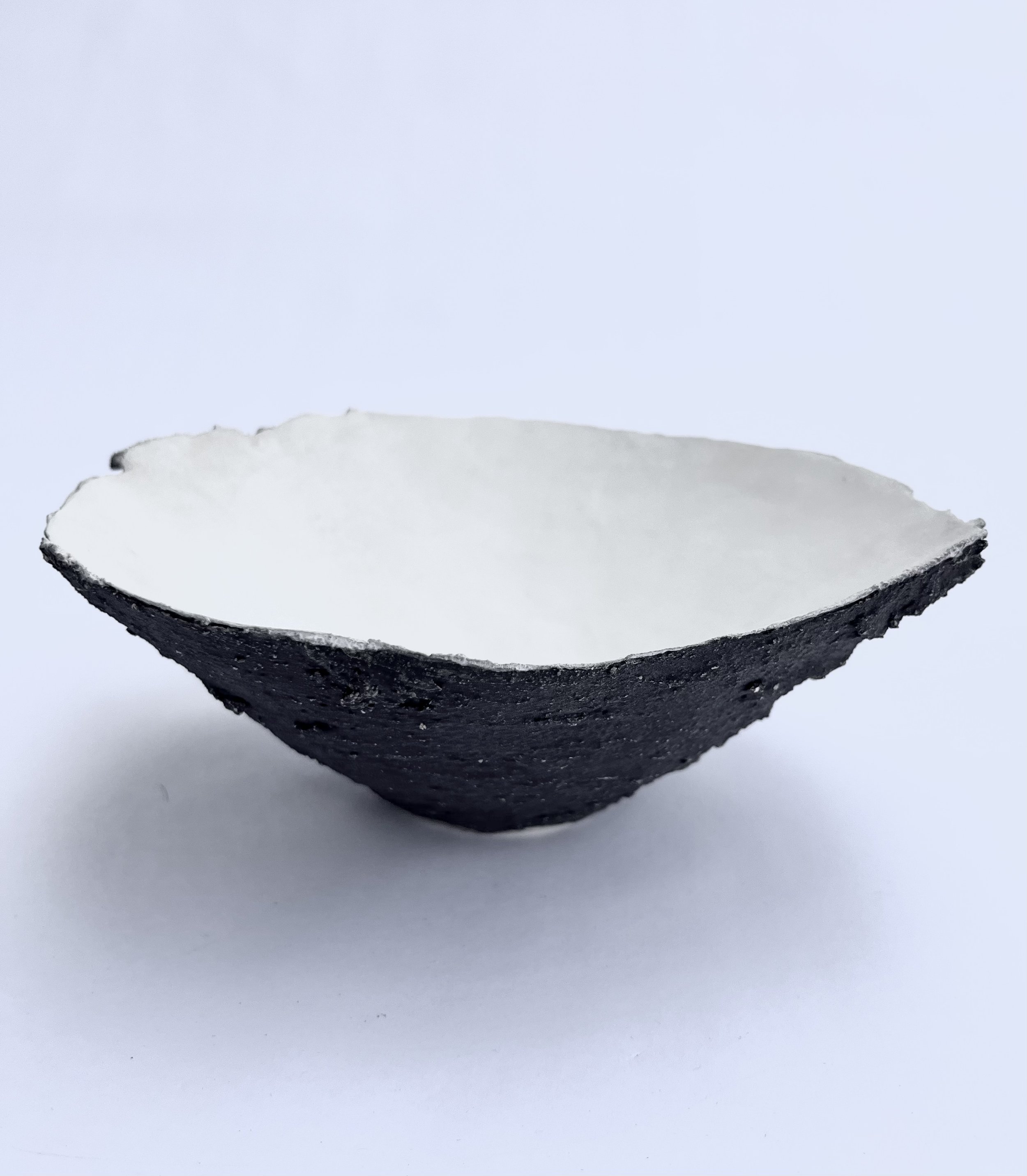 LEPIC028 Smallest Bowl Black-6.jpeg