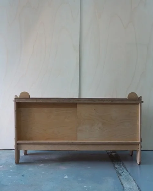 Peg sideboard in birch plywood and forbo.