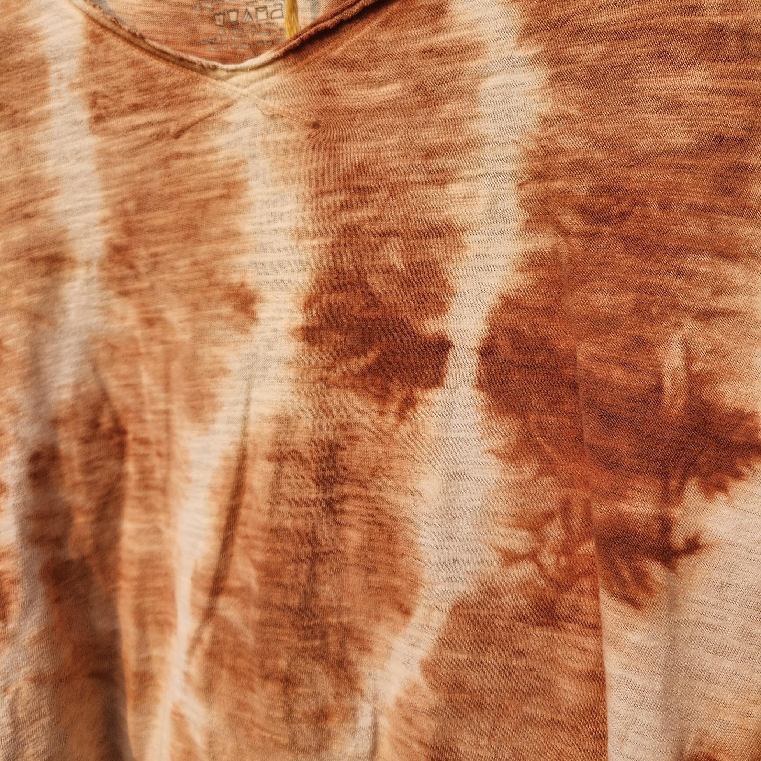 Avocado-dyed cotton longsleeve top