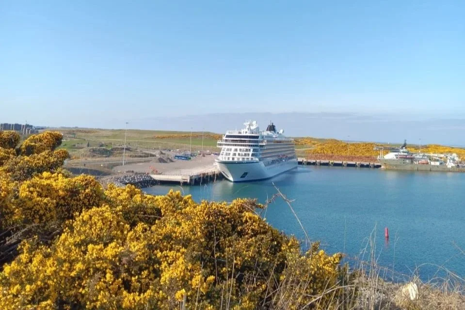 Cruise ship in Aberdeen Harbour