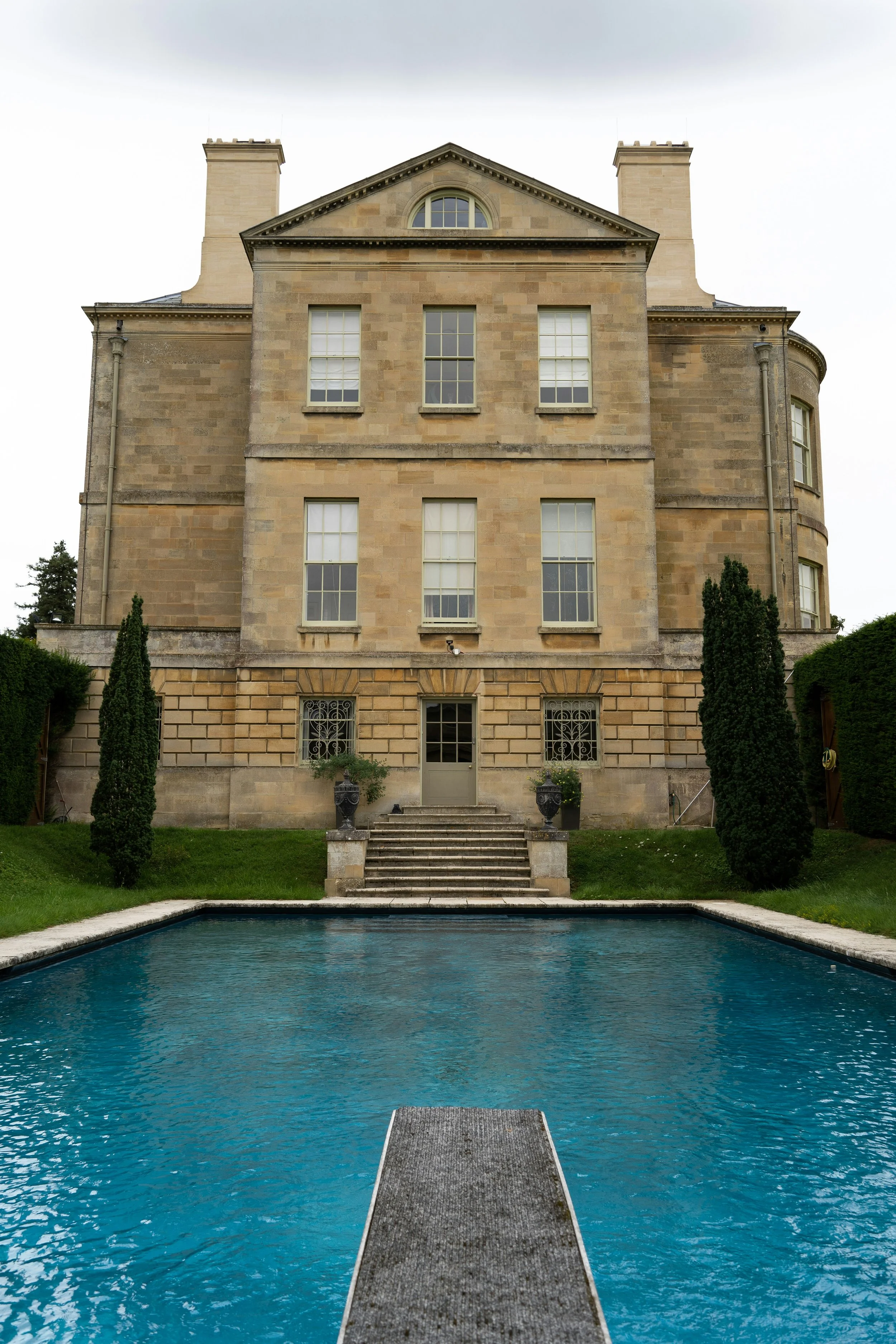 Où réserver une maison d'hôtes avec piscine proche du centre de Bordeaux ?