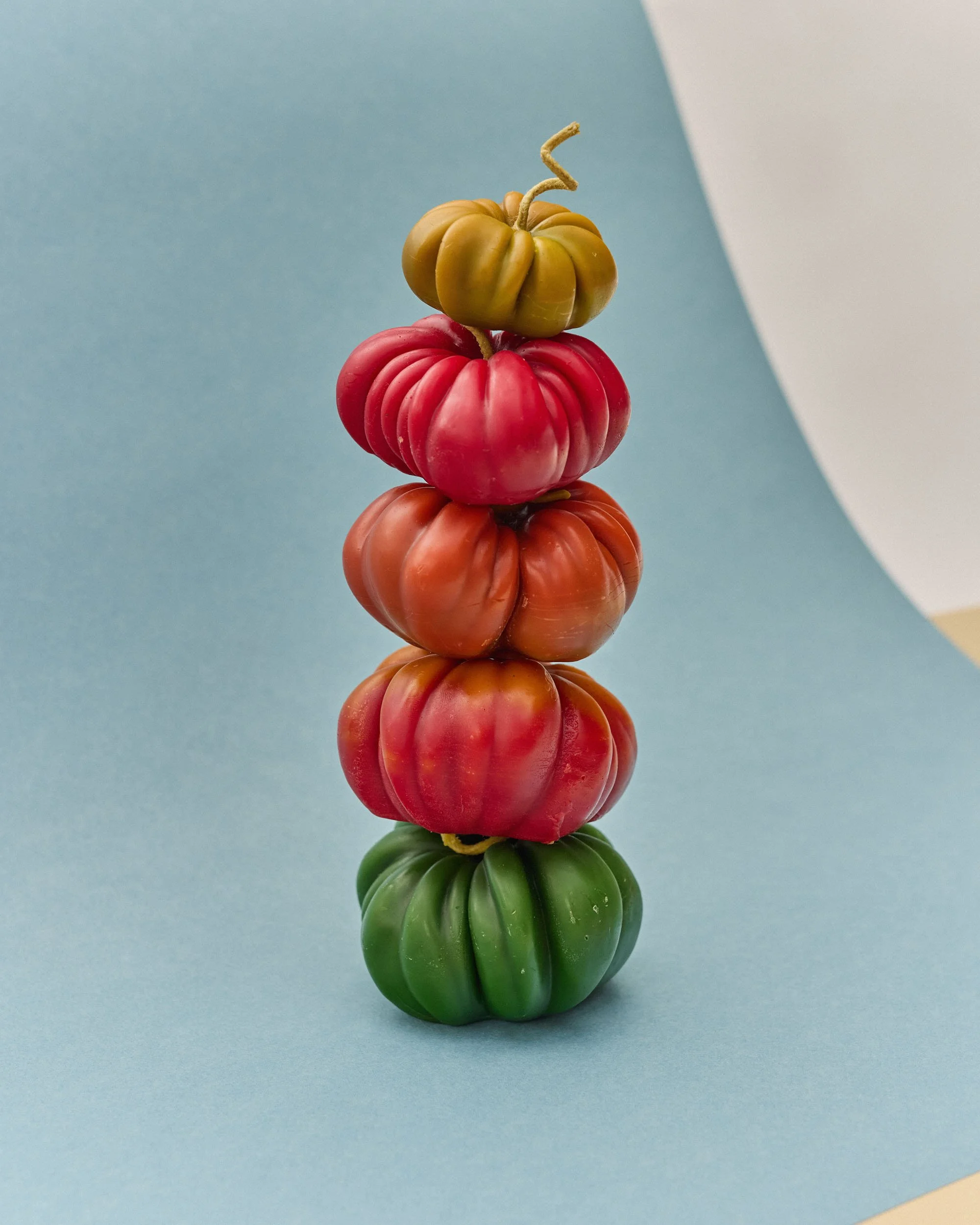 Beeswax heirloom tomato candle made in new zealand