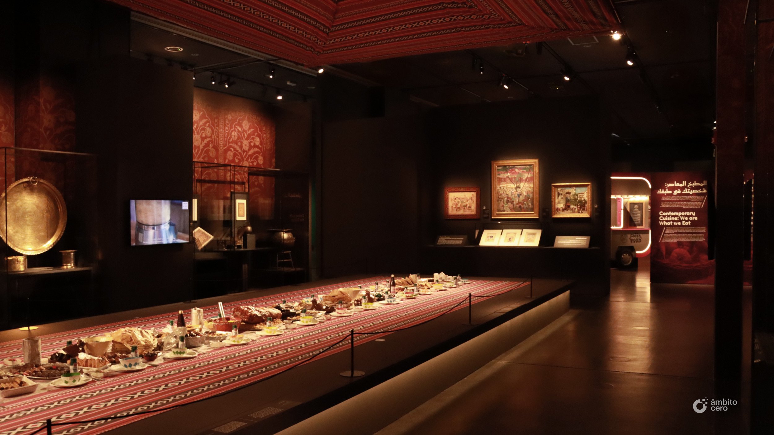 28-a-seat-at-the-table-mia-qatar-islamic-art-arte-islamico-doha-qatar-exhibition-museum-ambito-cero-dining-with-the-sultan-exposicion.jpg