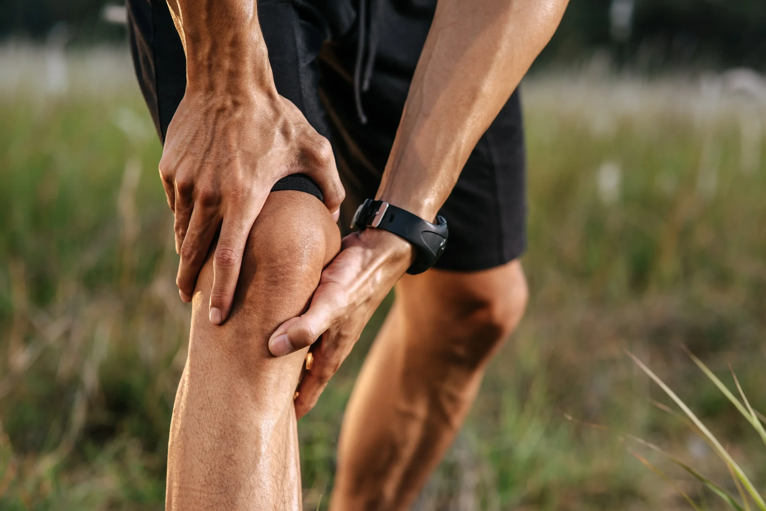 Understanding Knee Pain While Walking or Standing