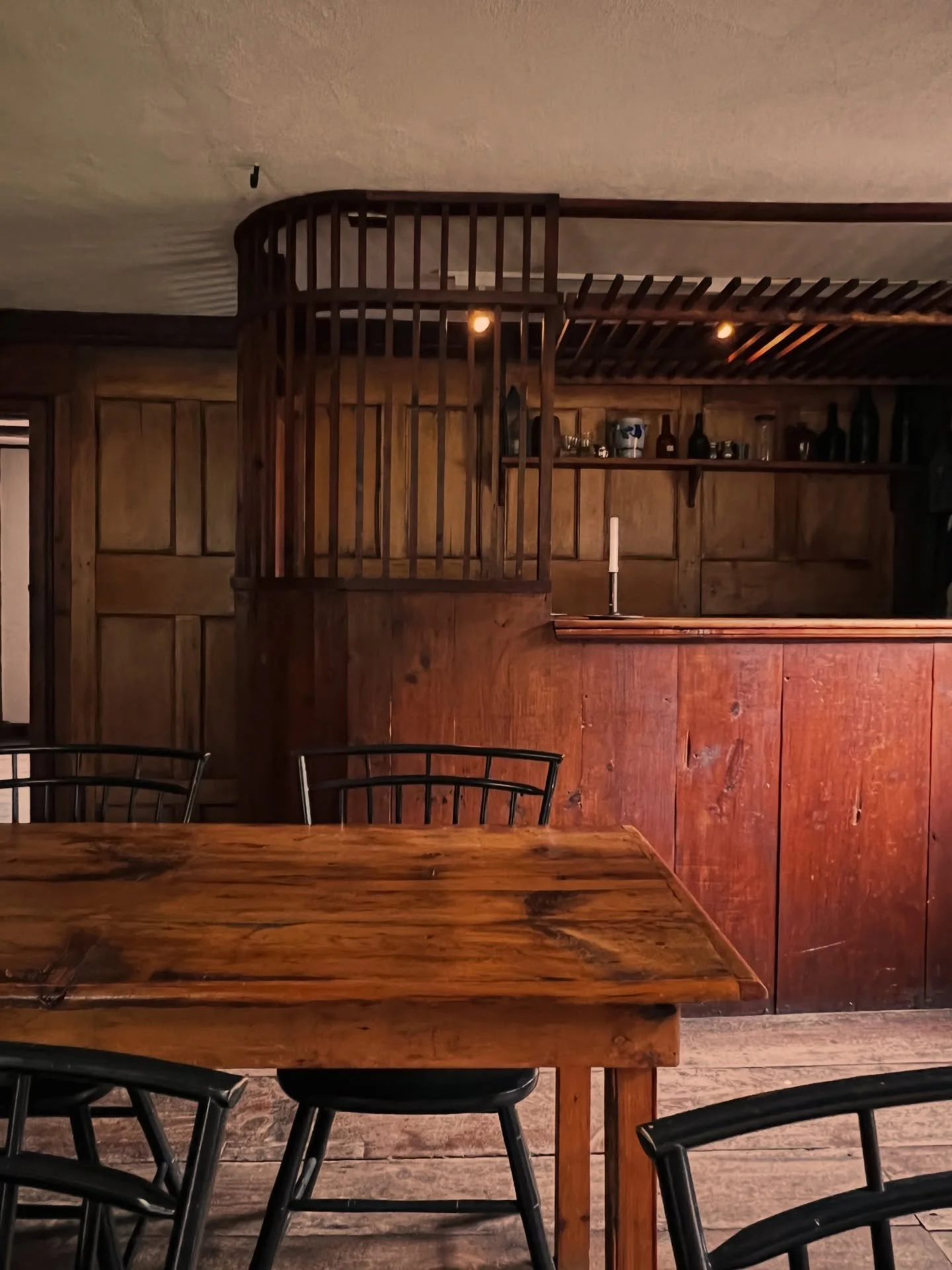 Happy Sunday everyone.  Enjoy your mornings with Historic Homes Magazine.  Hope you have a great day.
Sheila xo
#historichomesmagazine #oldhouselove #antique #historichomes #magazine