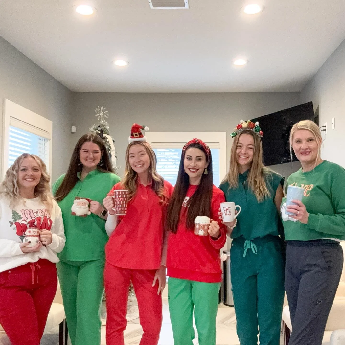We&rsquo;re getting closer to Dash In for Dysport Day! We are so excited to have our hot chocolate bar for our patients. You won&rsquo;t want to miss $10/unit for Dysport deal. Call 850-888-0121 to schedule for December 15th! 

#TaylorDerm #Dysport #