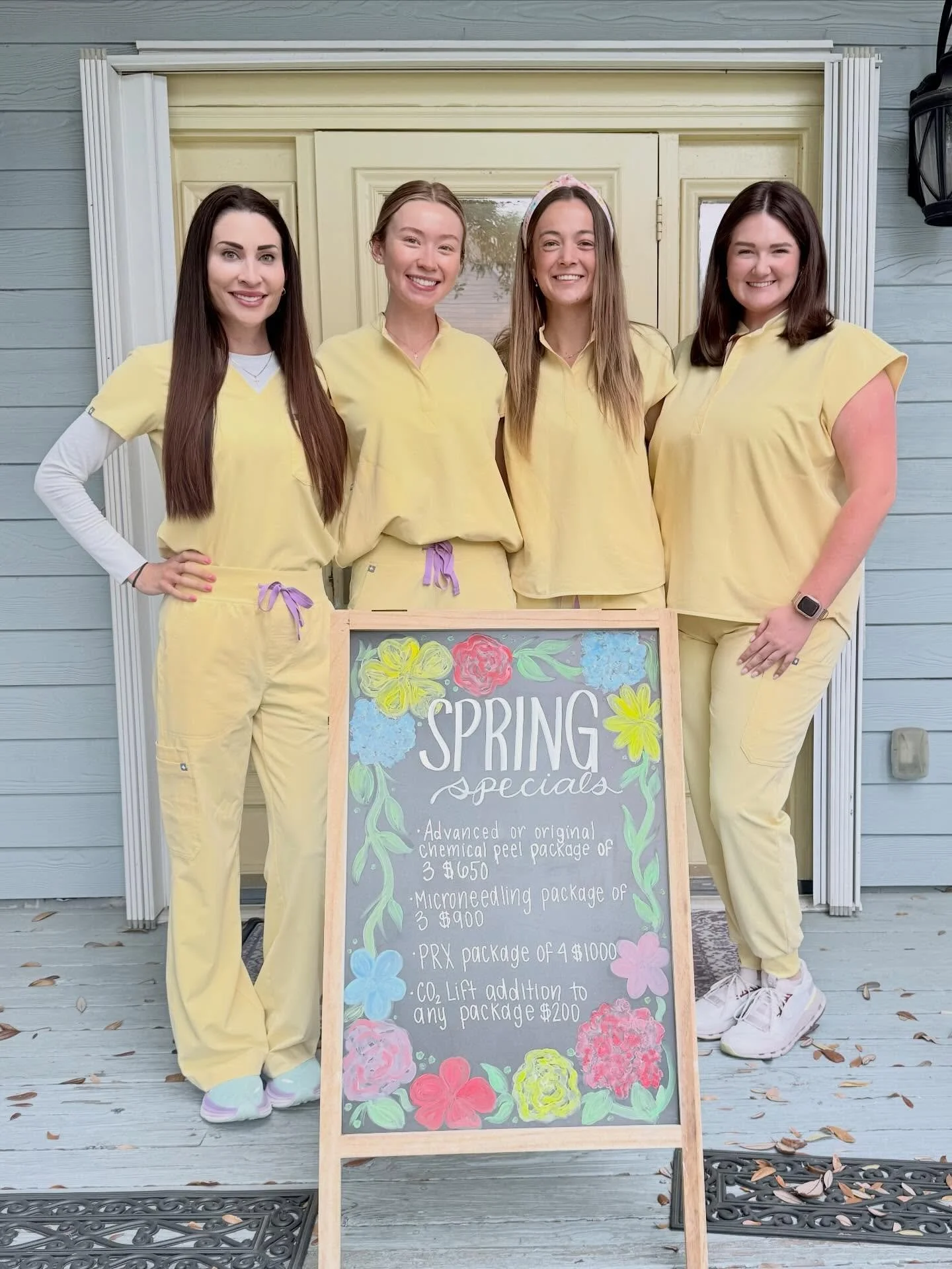 Yay for spring scrubs and spring specials! 🌸🌼💐 #butteryellow #figs

✨✨✨✨✨✨✨✨✨✨✨✨✨✨✨✨✨✨
Advanced of original VI Peel package of 3 $650 

Microneedling package of 3 $900

PRX package of 4 $1000 

CO2 lift addition to any package $200