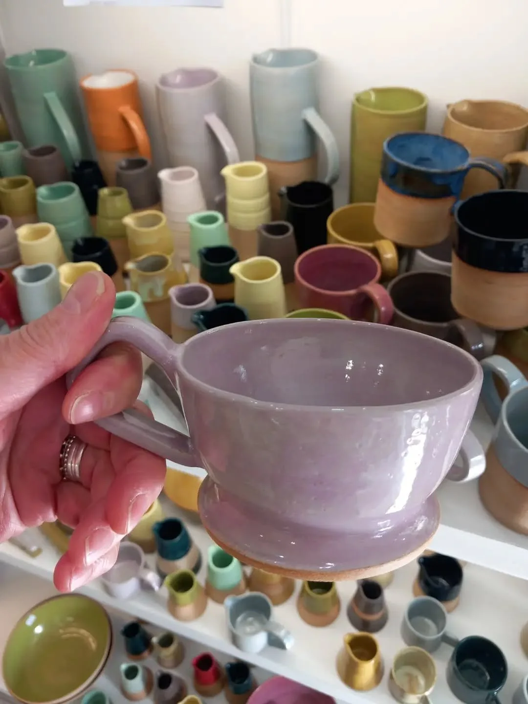 Love the subtle colour of glaze on this cappuccino cup from #coldinghampottery 

Time for weekend coffee's with friends..and cake...of course..

OPEN MONDAY-SATURDAY 10-5 
SUNDAY 12-4