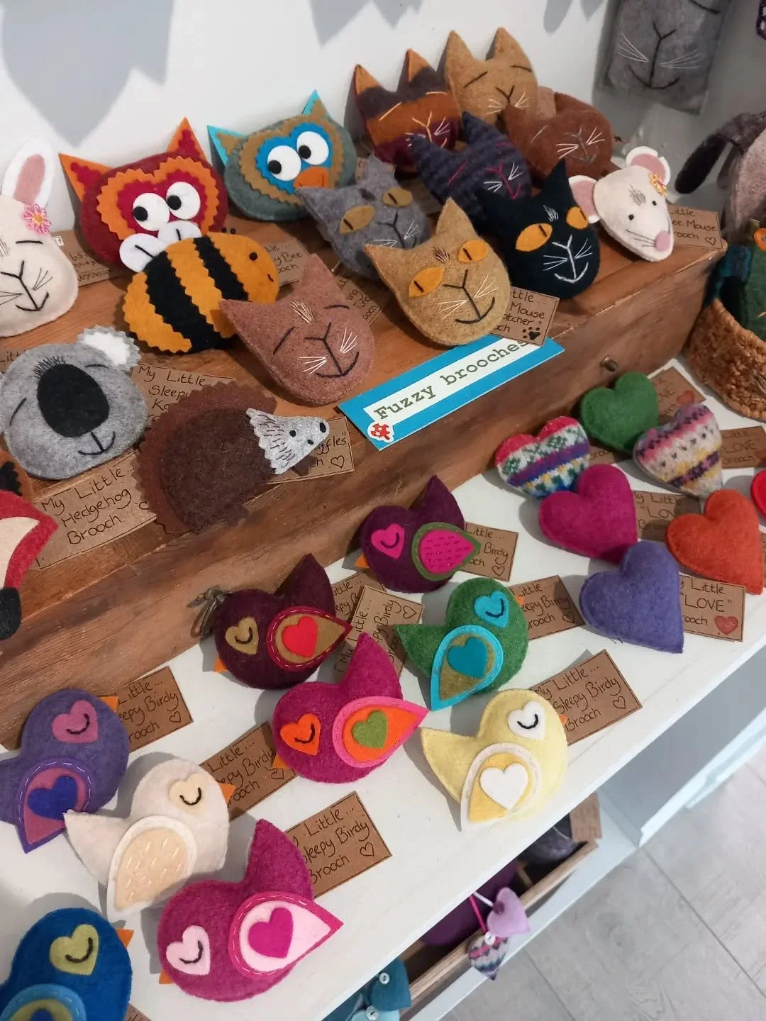 A new batch of "Fuzzy Brooches" from @carolinemackenzie6259 

So many wee faces,expressions,colours and textures in these hand cut and sewn brooches,each one made using recycled woolly jumpers.

OPEN MONDAY-SATURDAY 10-5 
SUNDAY 12-4 

❤️