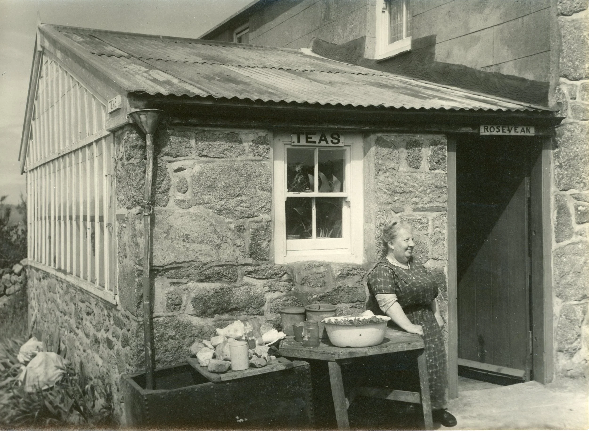 Aunt Sarahs Tearoom on Bryher by Gibson.jpg