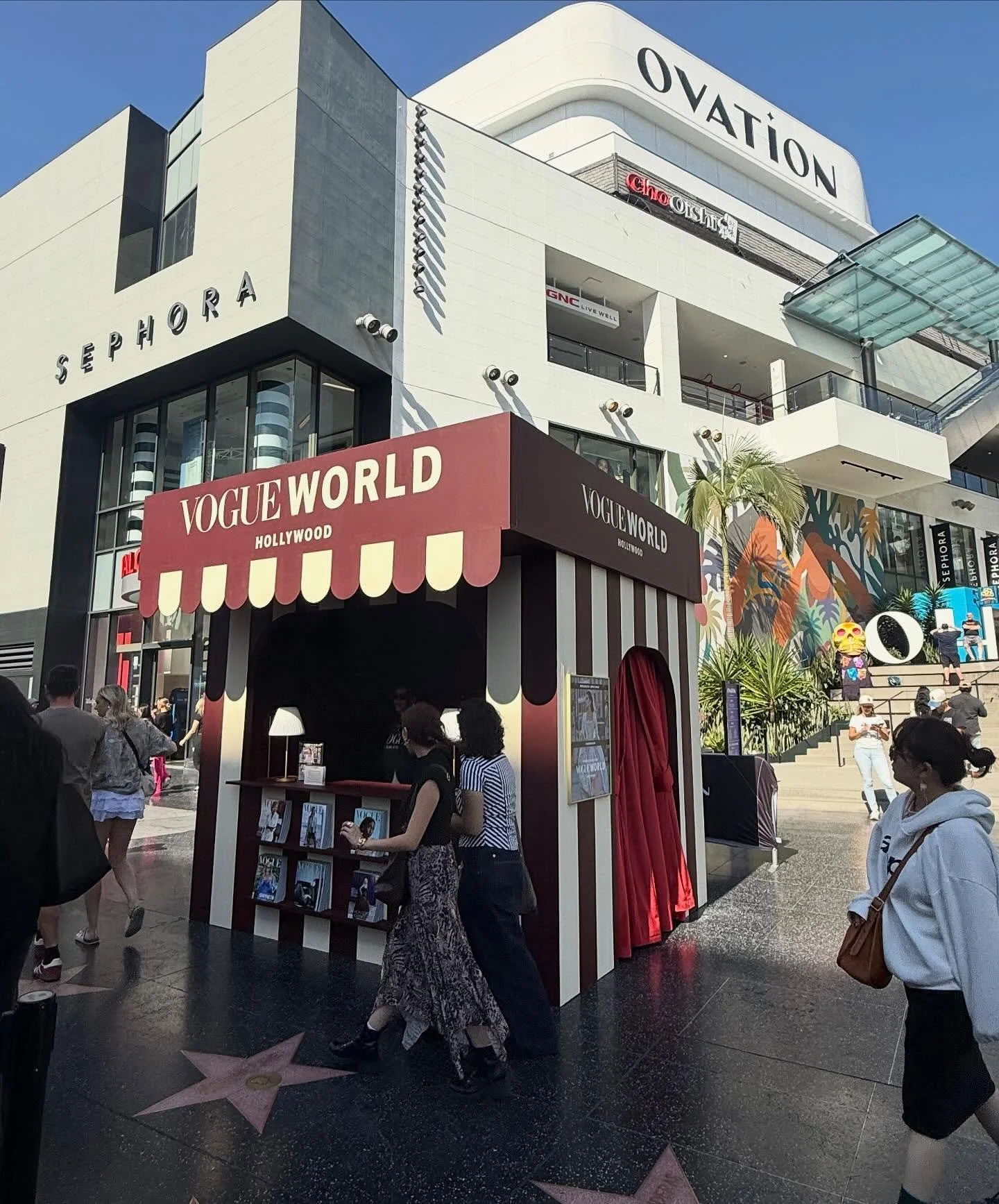 ✨ Visit the Vogue World Experience on Hollywood Blvd &mdash; today only! ✨

Step into fashion&rsquo;s biggest stage ahead of the main event. Immerse yourself in the world of Vogue World: Hollywood &mdash; where film meets fashion in the heart of Los 