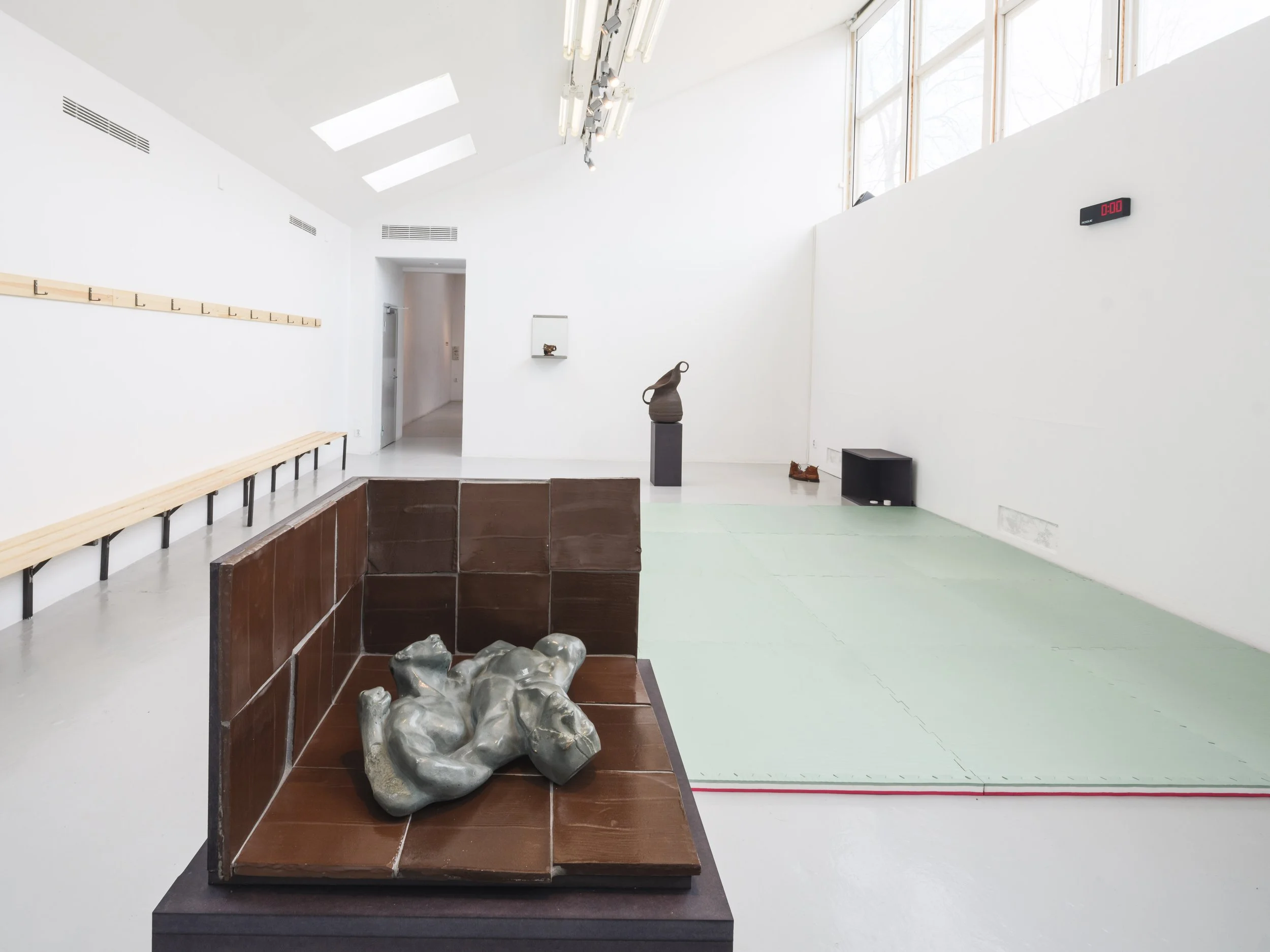 Freddy_Houndekindo_ceramic_art_choreography_Dance_Clay_mending_DSF2162.jpg