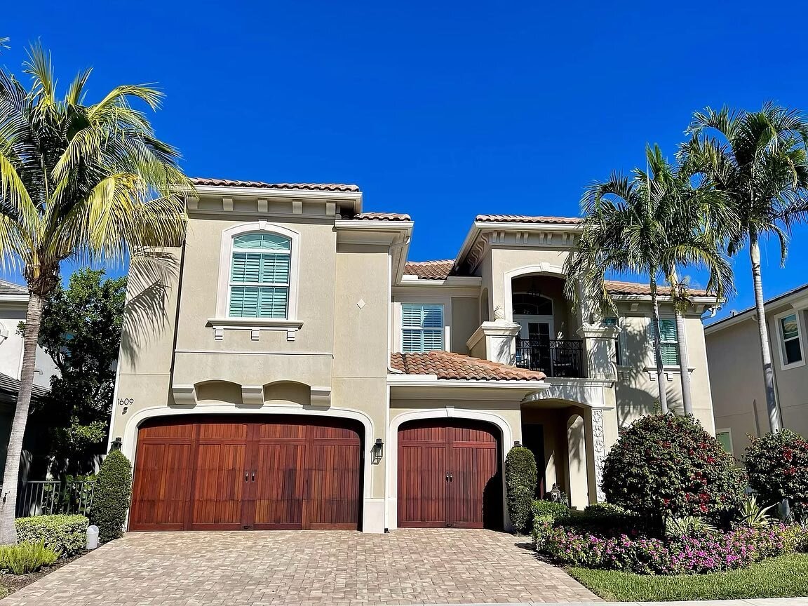 Check out this gorgeous home we just insured in Juno Beach! 

Thank you to our new clients for trusting @milnergroupfl, and to @selling_sunshine_ for the referral! Congratulations to all parties involved 🙌🤩
