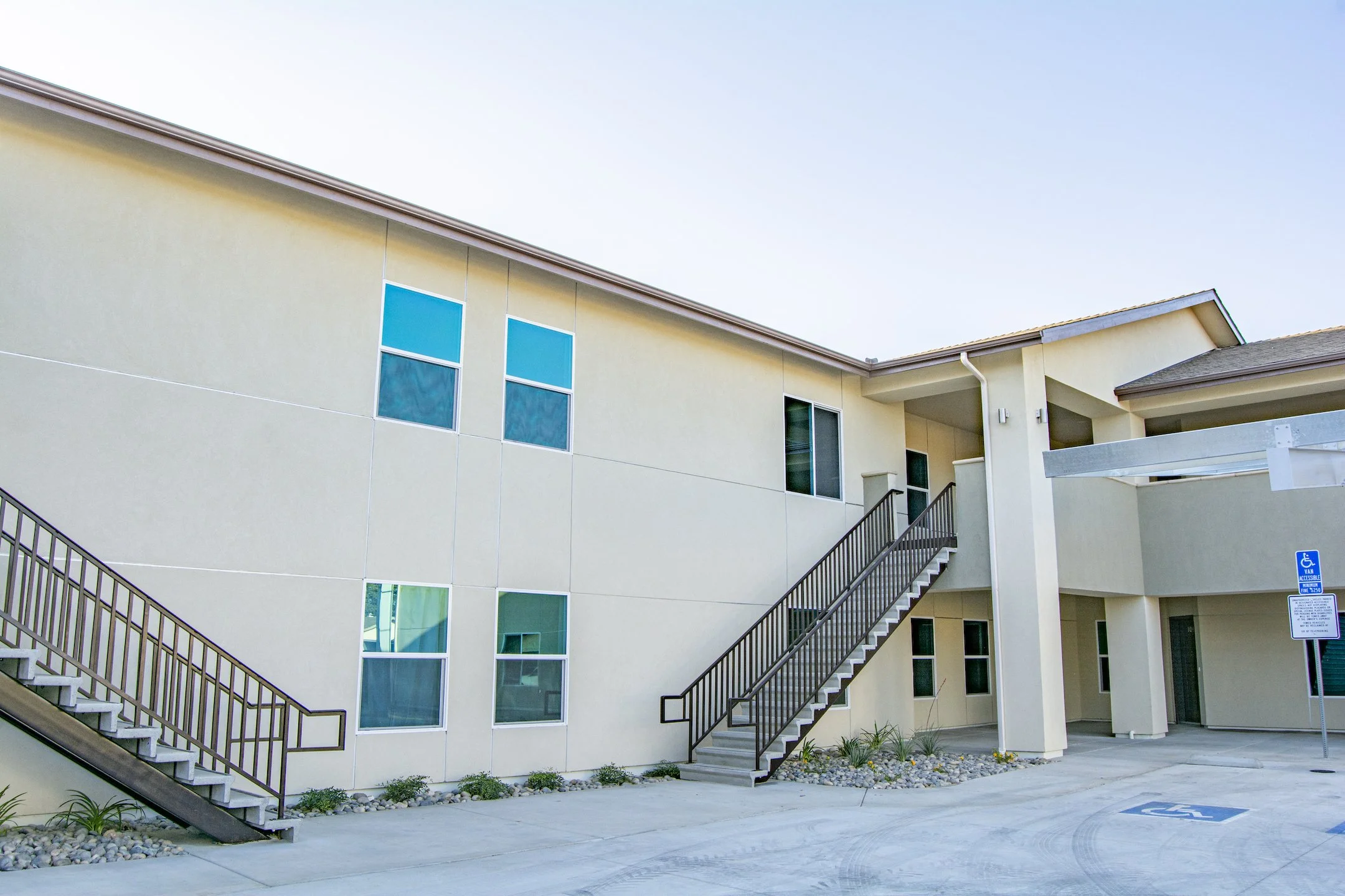 El Valle Apartments Reedley — Yanez Properties