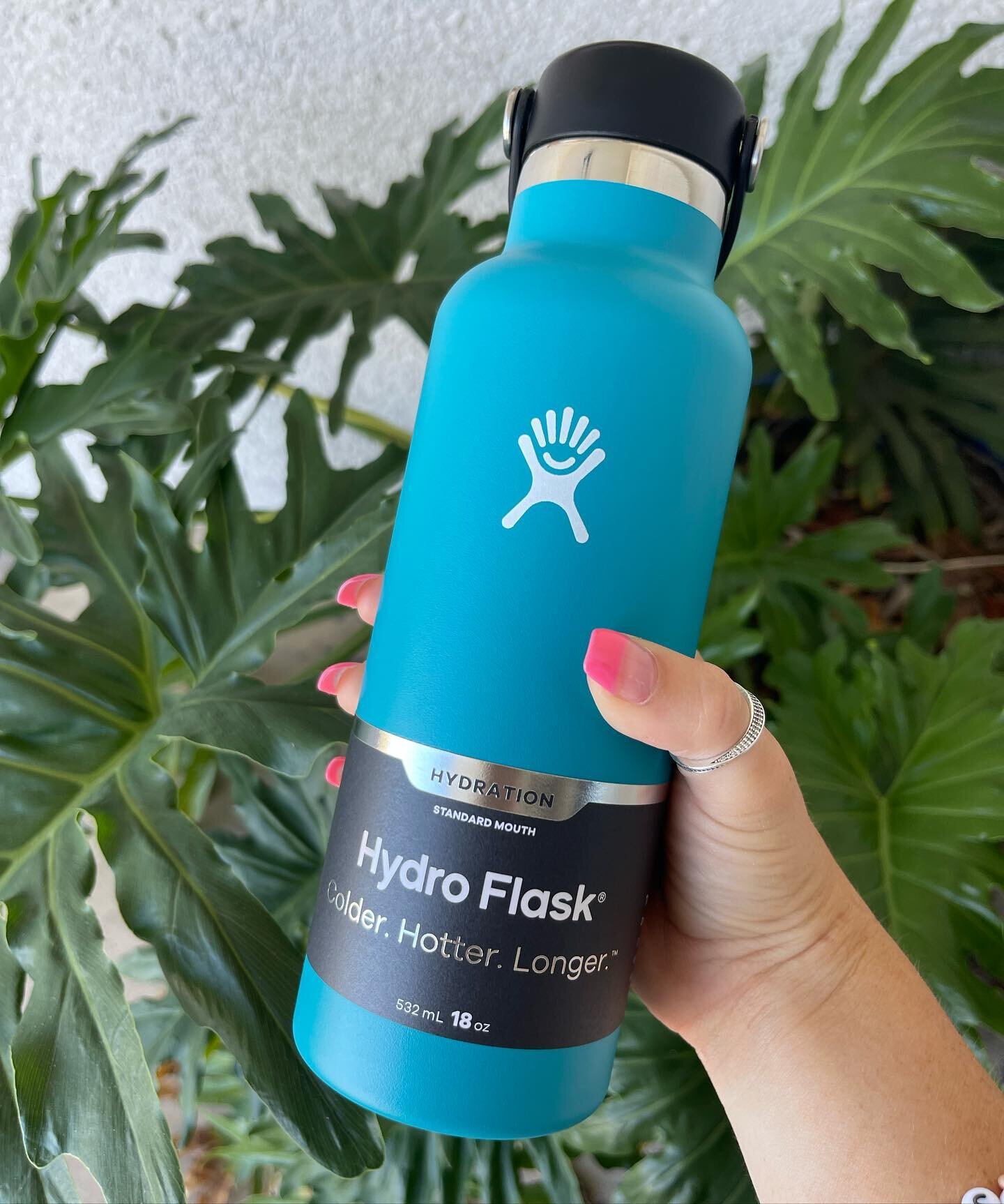 Consider this your reminder: Drink Your Water! 💧💧💧 #hydroflask