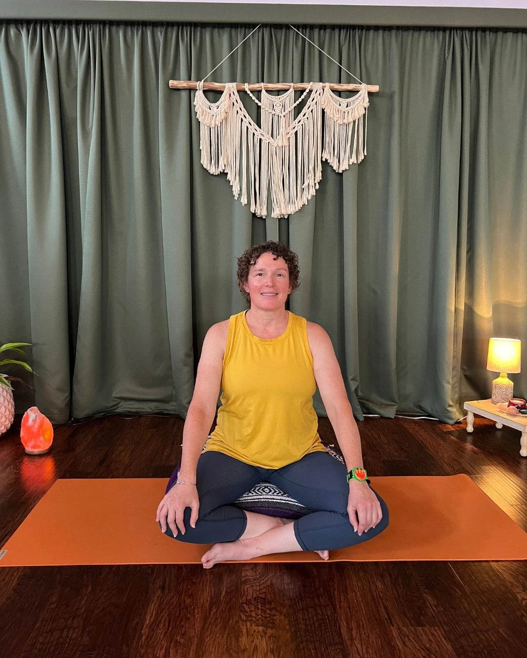 Fall can feel like a whirlwind... of activities, emotions, seasonal shifts, and inner experiences. Times like these call for intentional grounding practices to balance our inner energy as it shifts with the energy around us. 

Juliet Alden is teachin