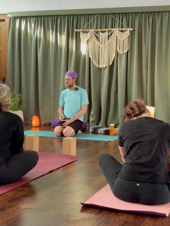 Down-to-earth darma talk wisdom from Alex Modic always brings grounding, philosophical insight, and a bit of humor.

Alex is a gifted leader, Star wars fan, and has a lively sense of humor. ✨When he's not in the studio you can find him riding bikes i