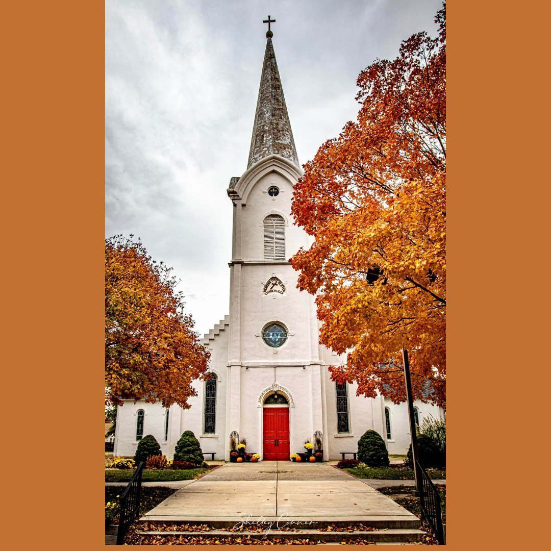 Can you believe it? #October is waving #goodbye. #November is #knocking at the #door.
But the fanfare as one leaves and another arrives is just #beautiful--as this photo of #BethanyLutheranChurch from Shelley Conner shows. So #warm and #inviting...ju