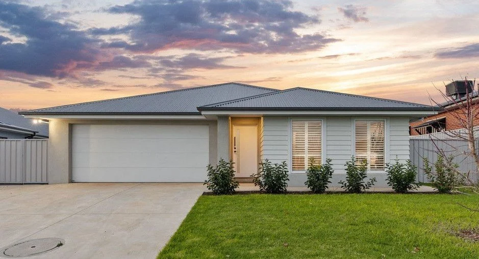 SIL and Respite Houses — In4Care Disability Support Services Wagga