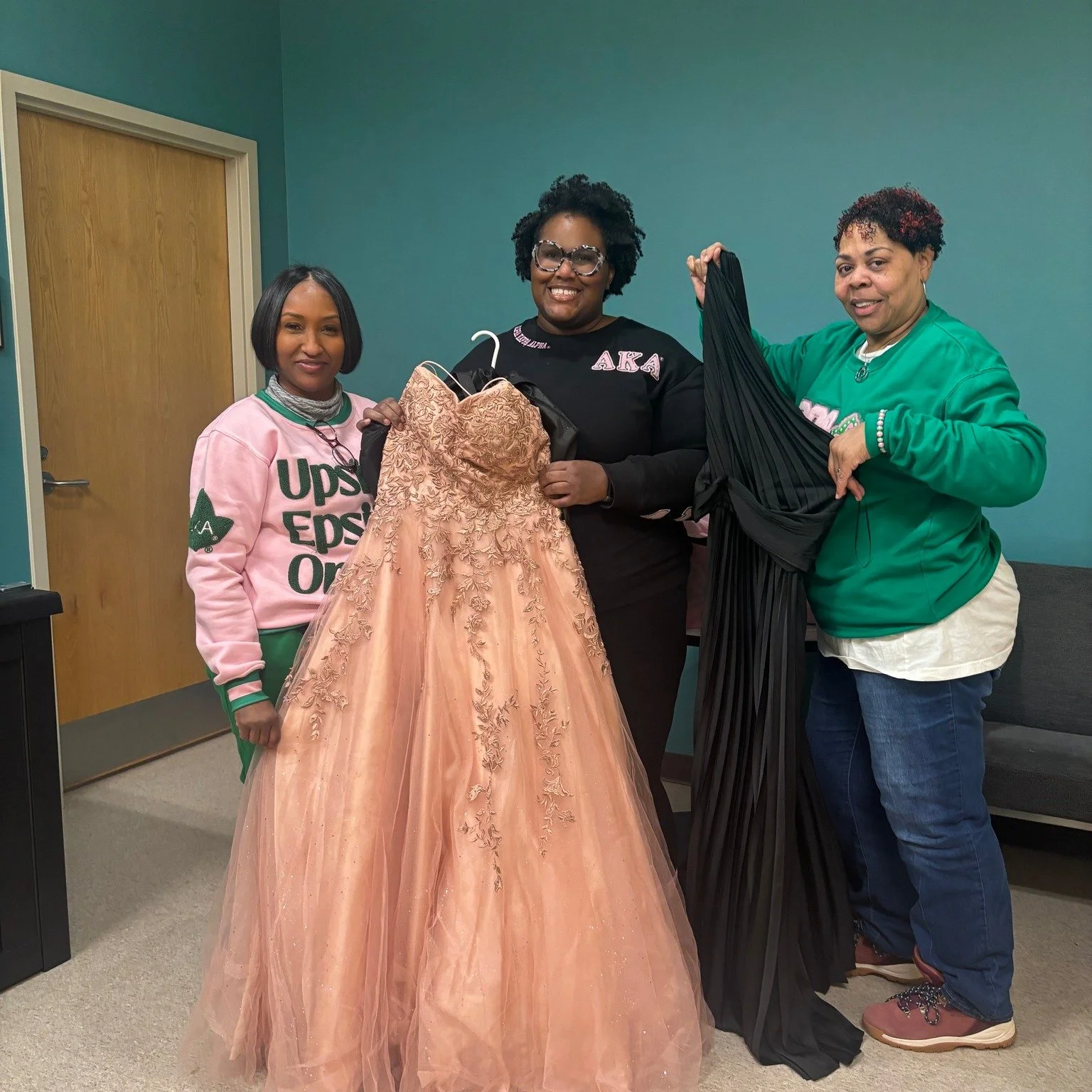 Thank you so much for your donations so far! UEO and LOV Charities are still collecting new and gently-used prom/formal dress, shoes, and jewelry for our 2026 Prom Dress Giveaway. 

Our next two donation dates will be Saturday, January 31st at 2:30-4