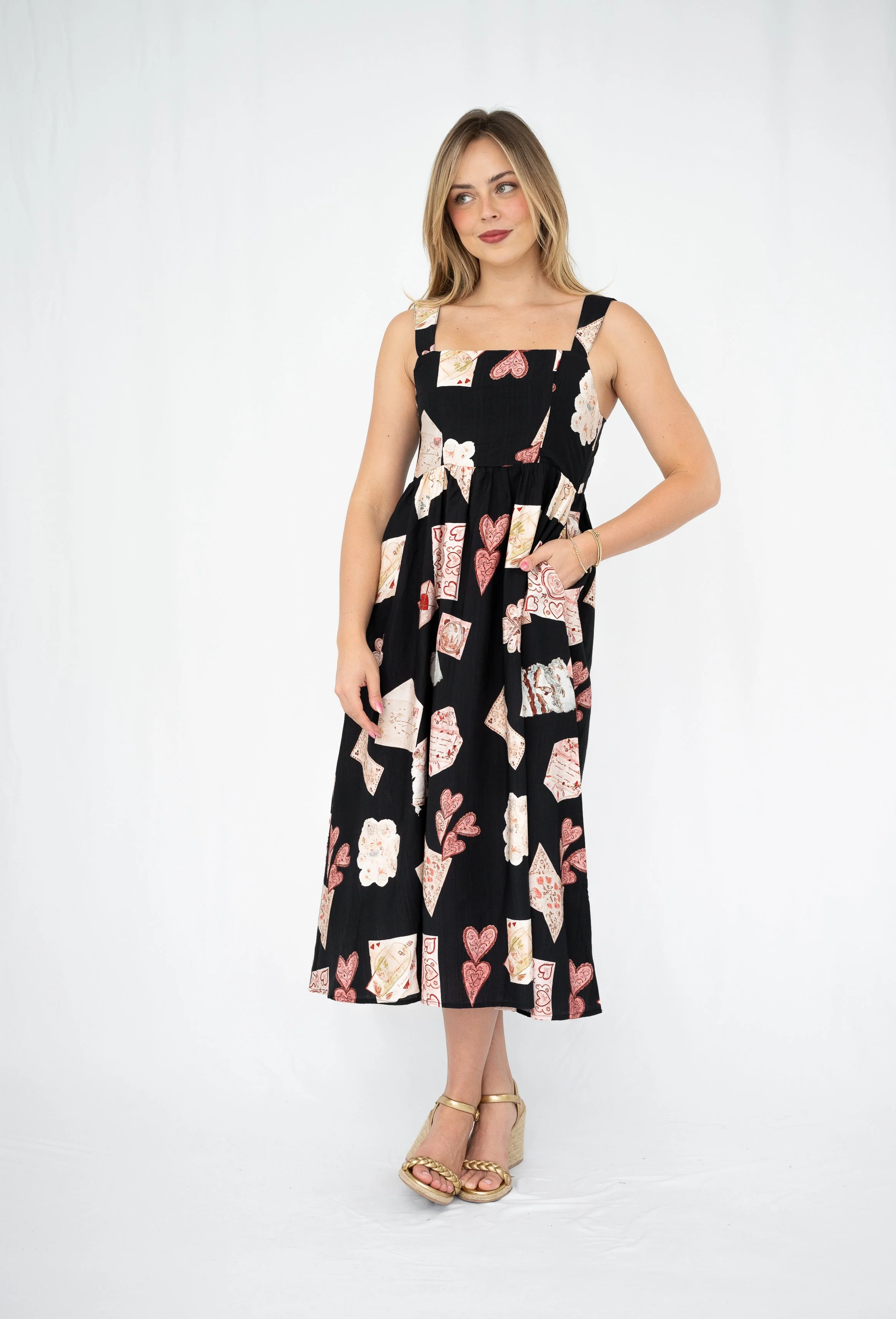 Code: D9263 | Black & White | 8-18 | Viscose blend