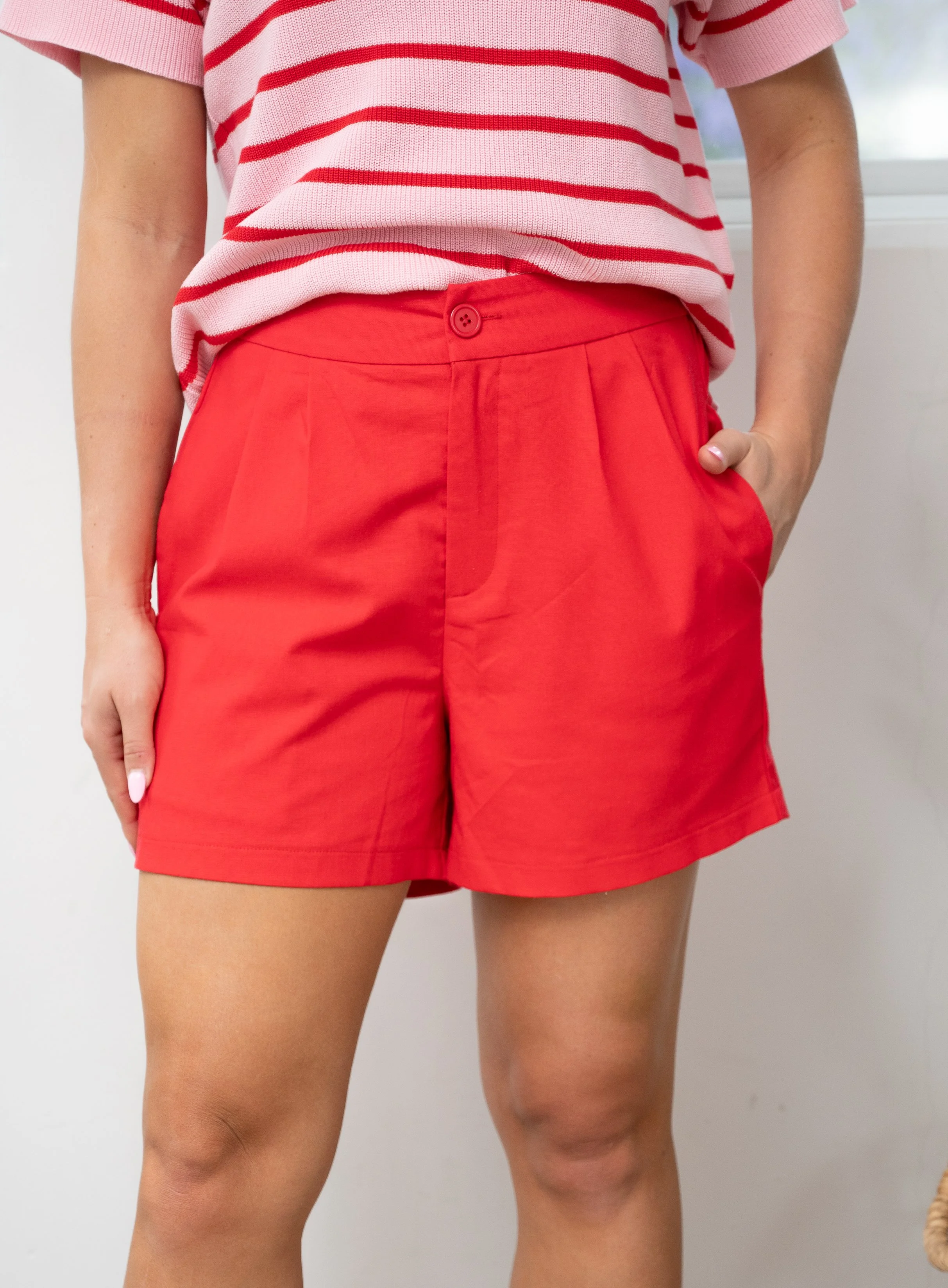 Code: P6268 | Red, White & Tan | 8-18 | Linen/ Viscose