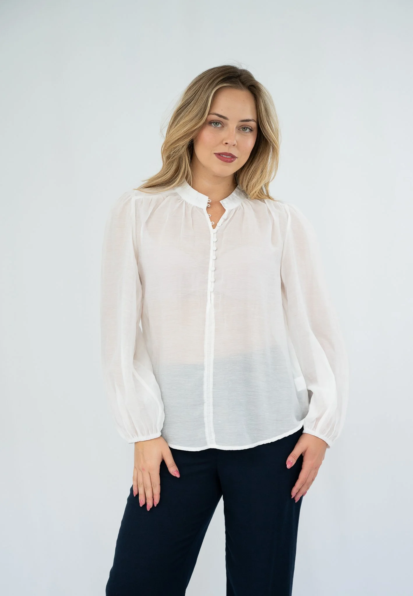 Code: T2071-1A | White & Chocolate | 8-18 | Viscose blend