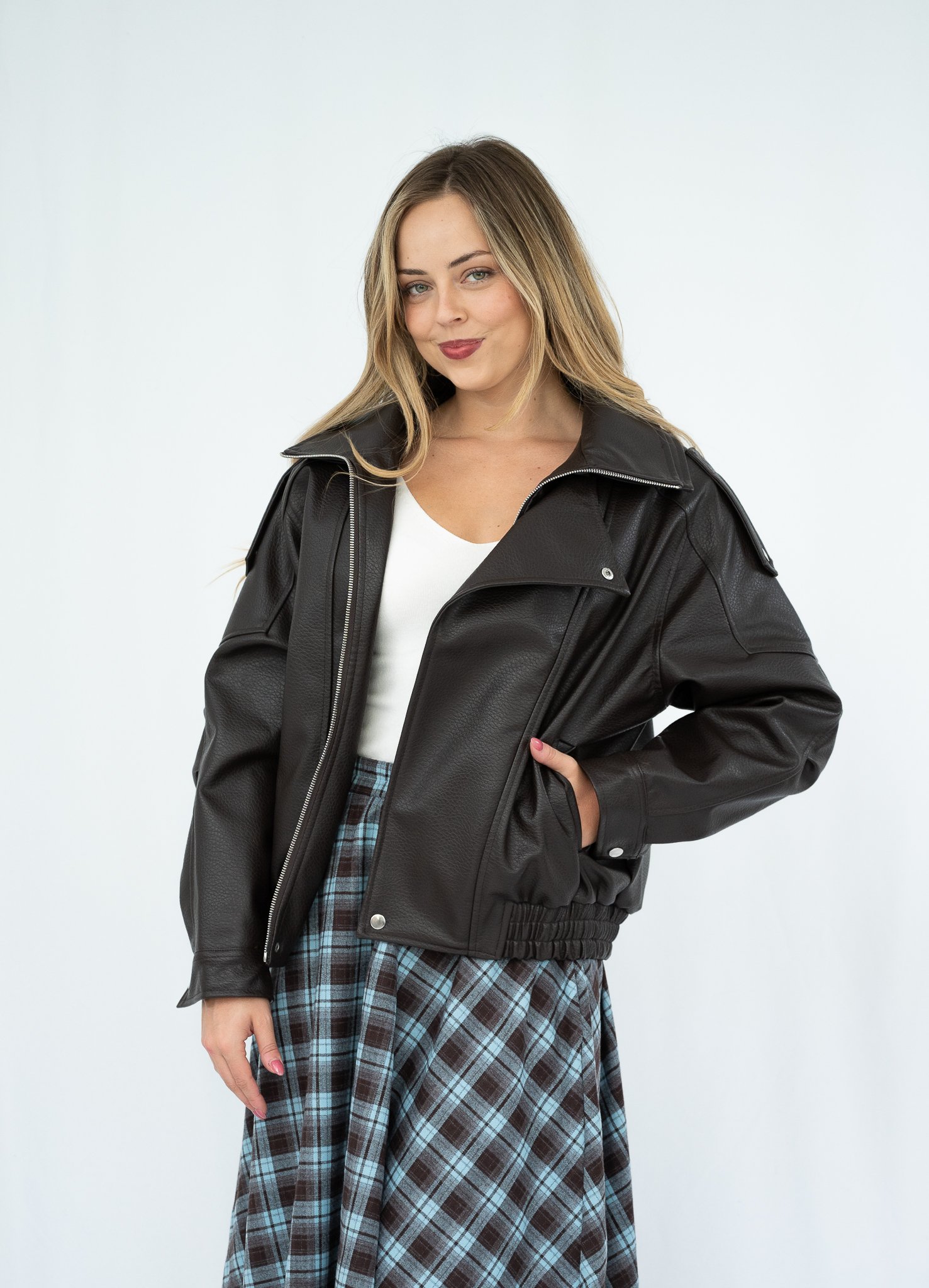 Code: C2230 | Black & Chocolate | S/M & M/L | Faux Leather