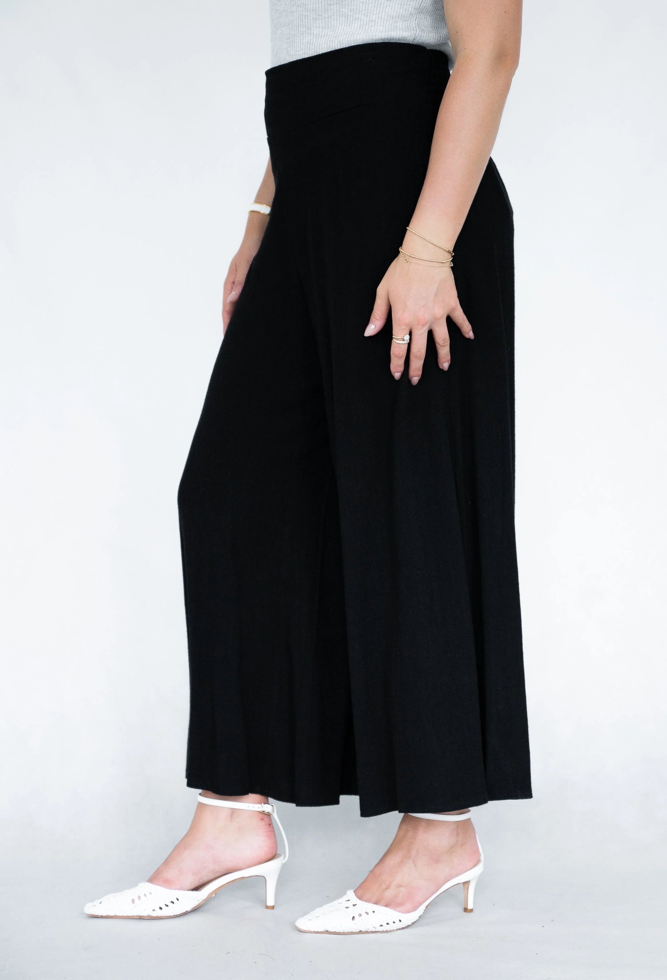 Code: P6141B | Black | 8-16 | Linen/ Viscose | Contact us for more colours