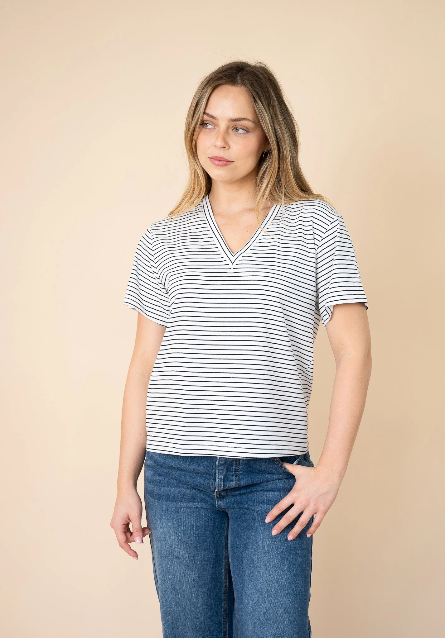 Code: T2139 | White & Taupe | 8-18 | Cotton 