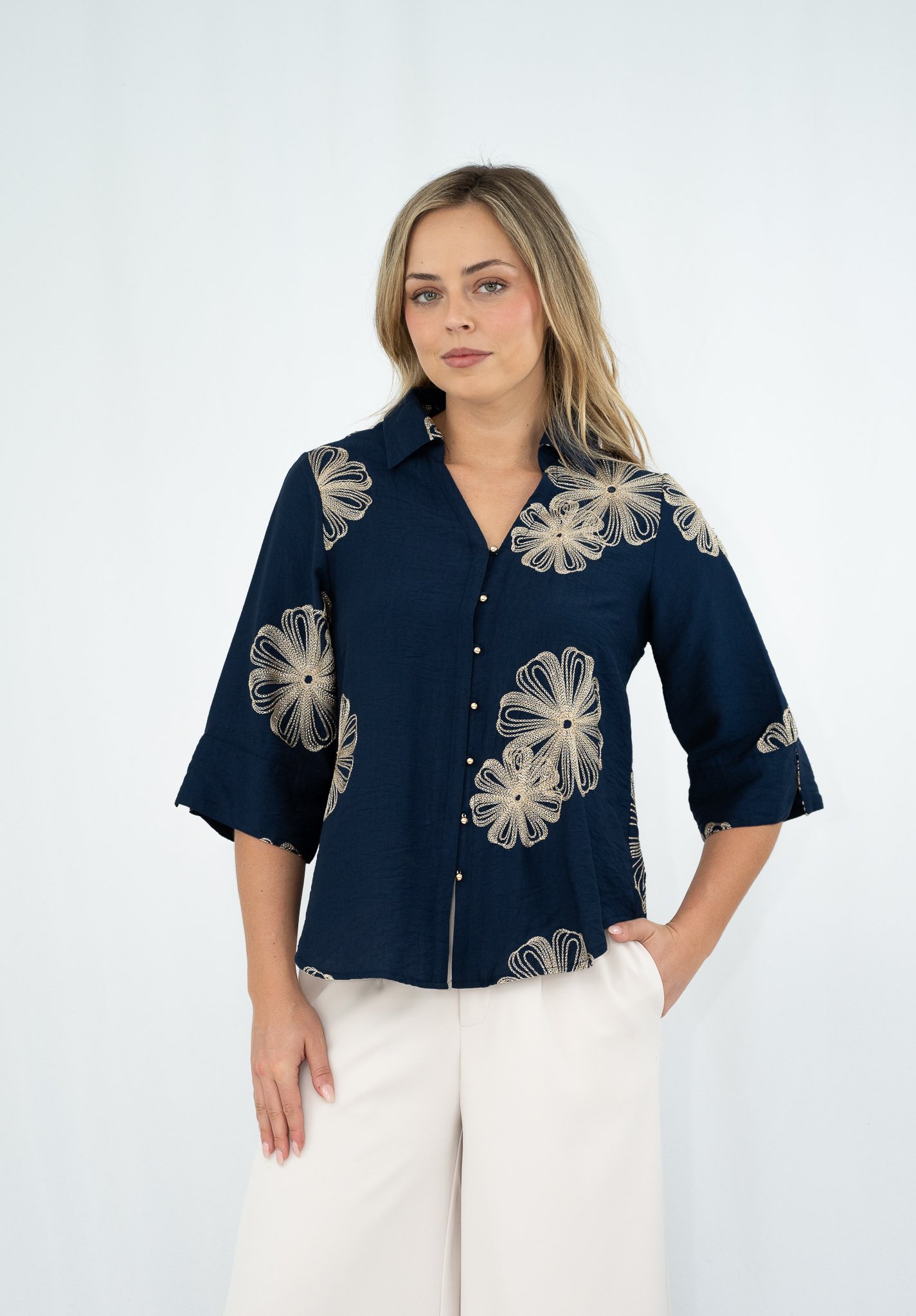 Code: T1903-5C | Navy & Latte | 8-18 | Viscose blend