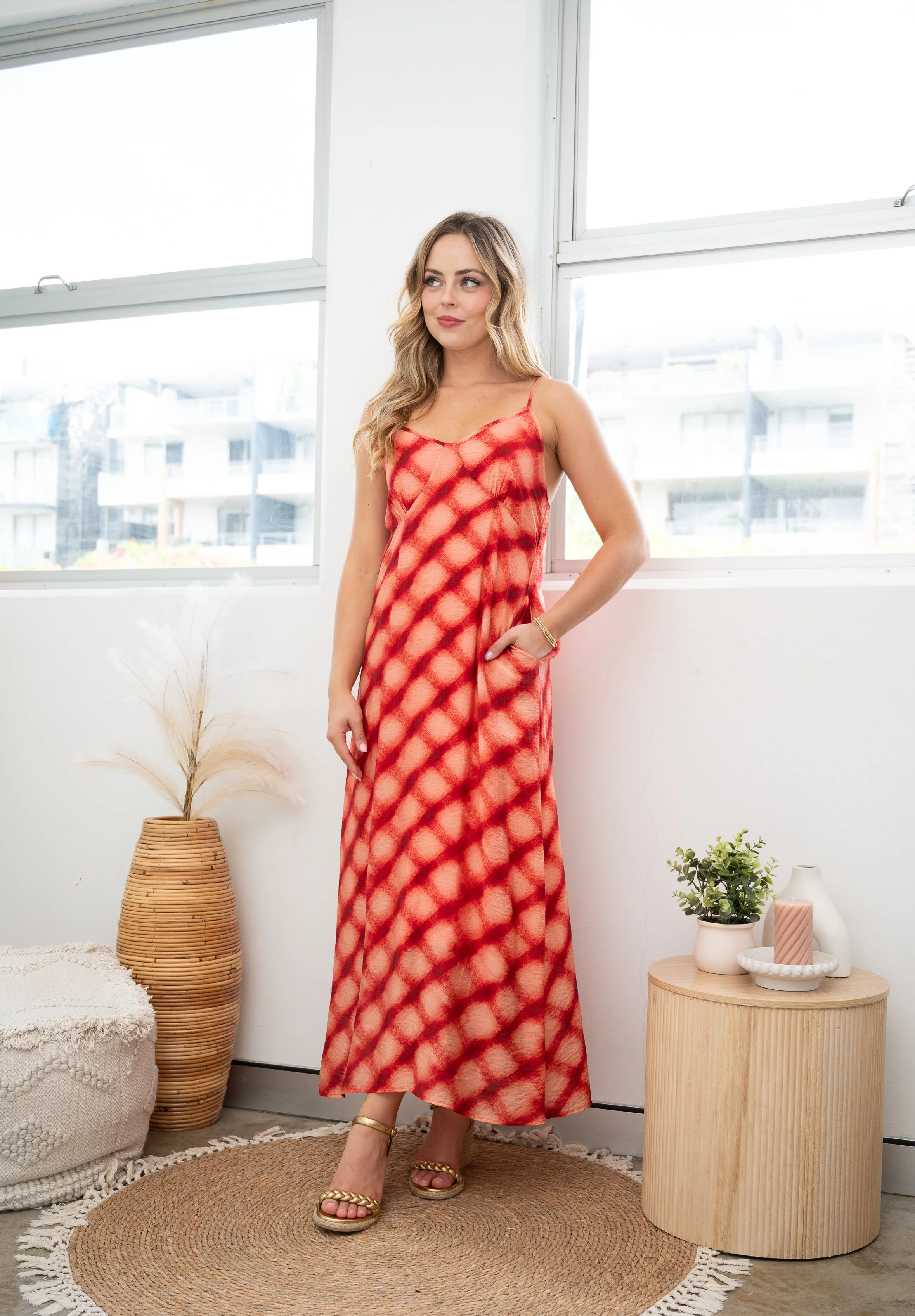 Code: D9259 | Red & Mocha | 8-16 | Viscose blend | COMING SOON