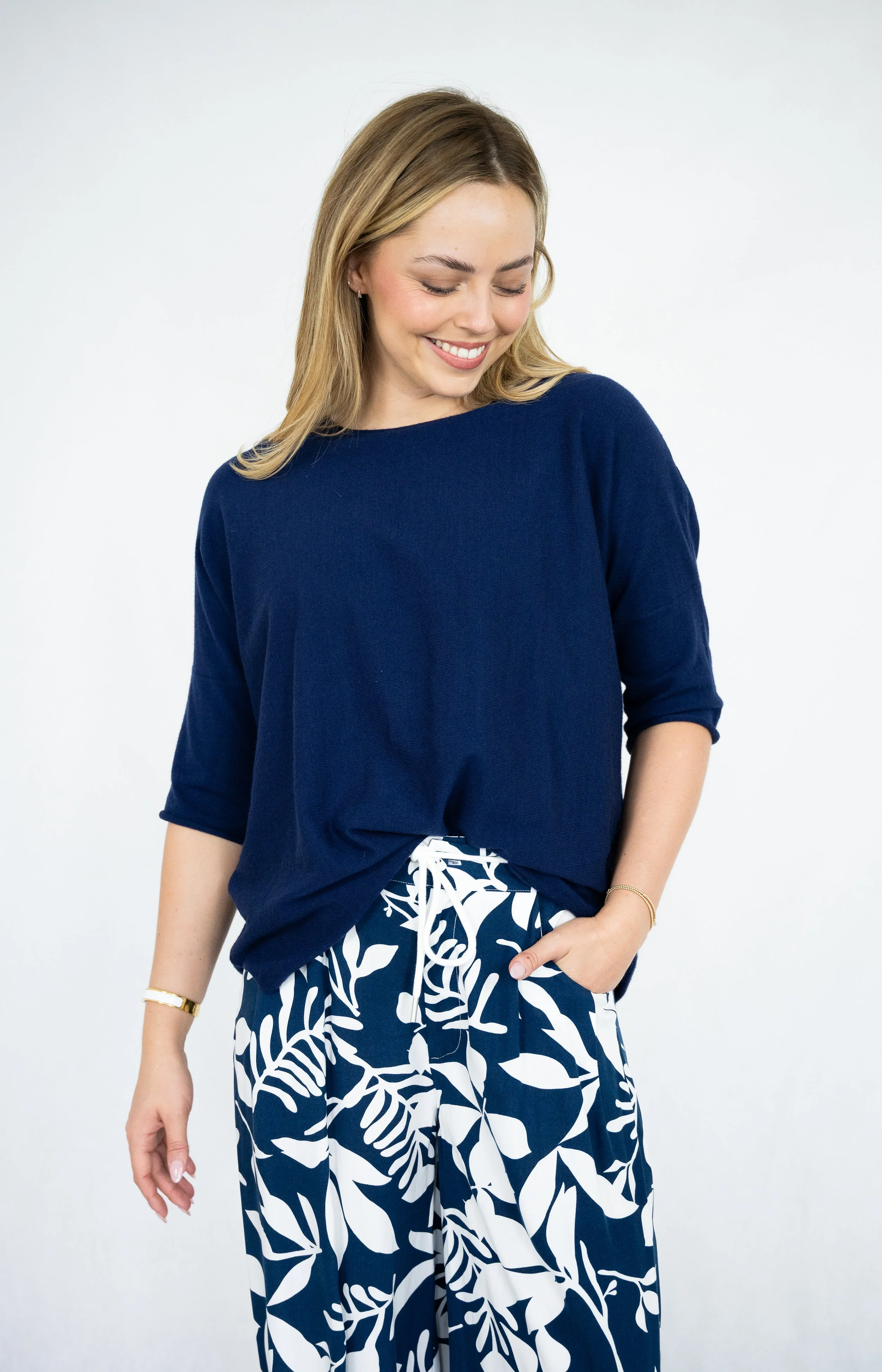 Code: K3220 | Navy | S/M & L/XL | Cotton blend