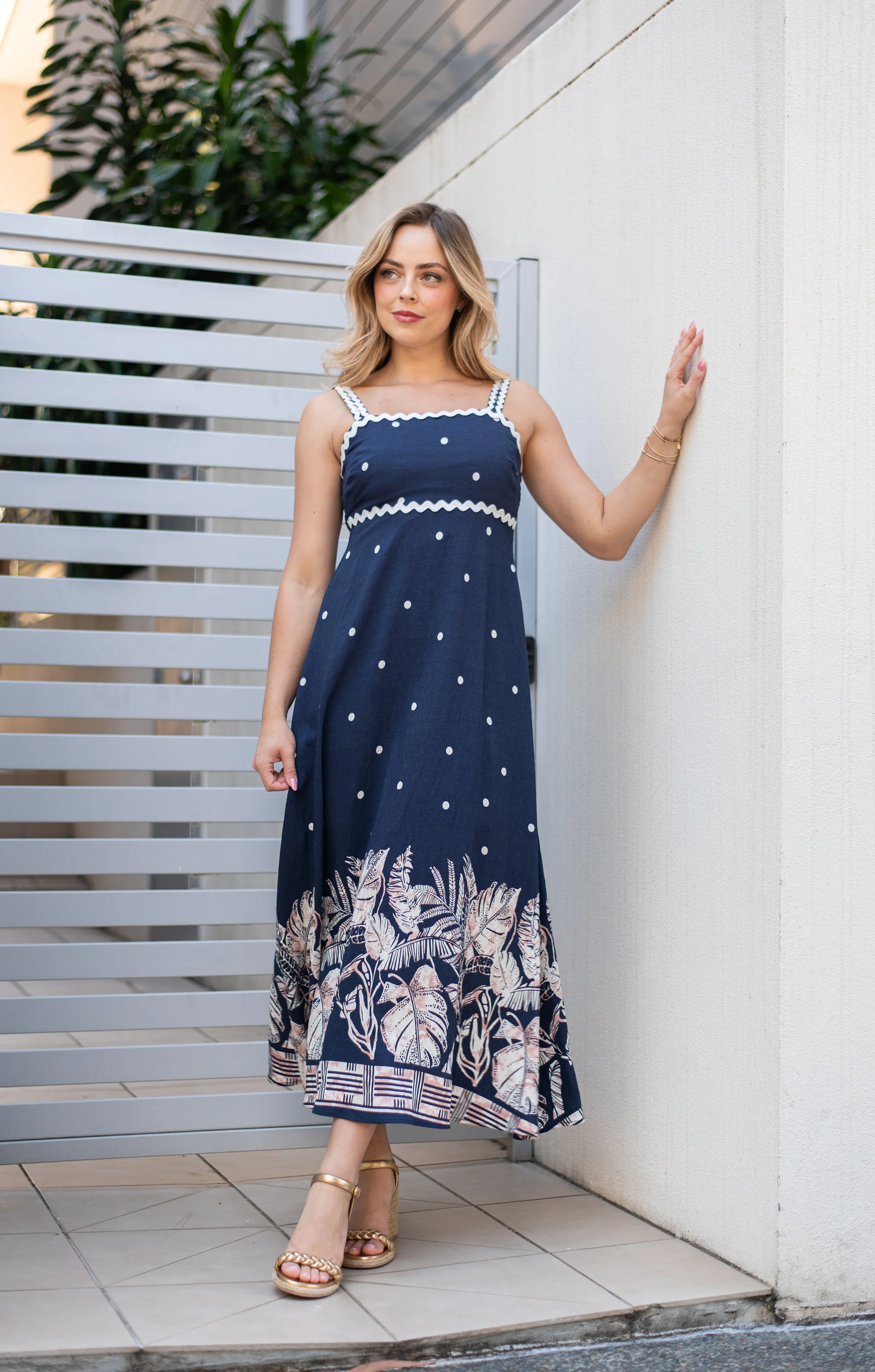 Code: D9119-1 | Navy & Sage | 8-18 | Viscose blend | COMING SOON