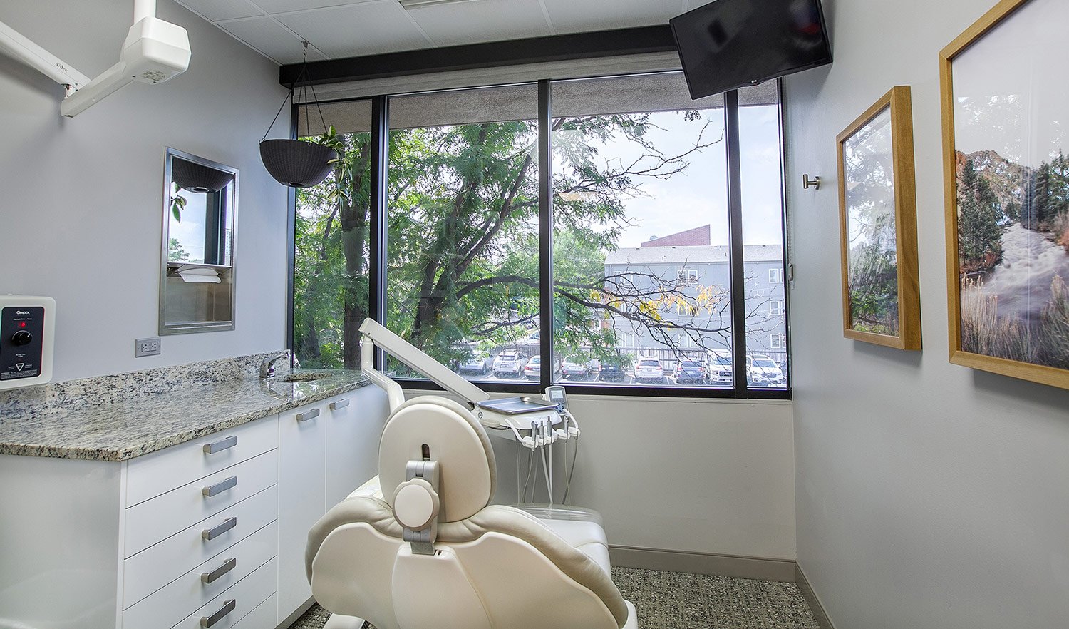 Dentist chair | Blue Spruce Dental | Denver Dentist serving Glendale &amp; Cherry Creek Colorado