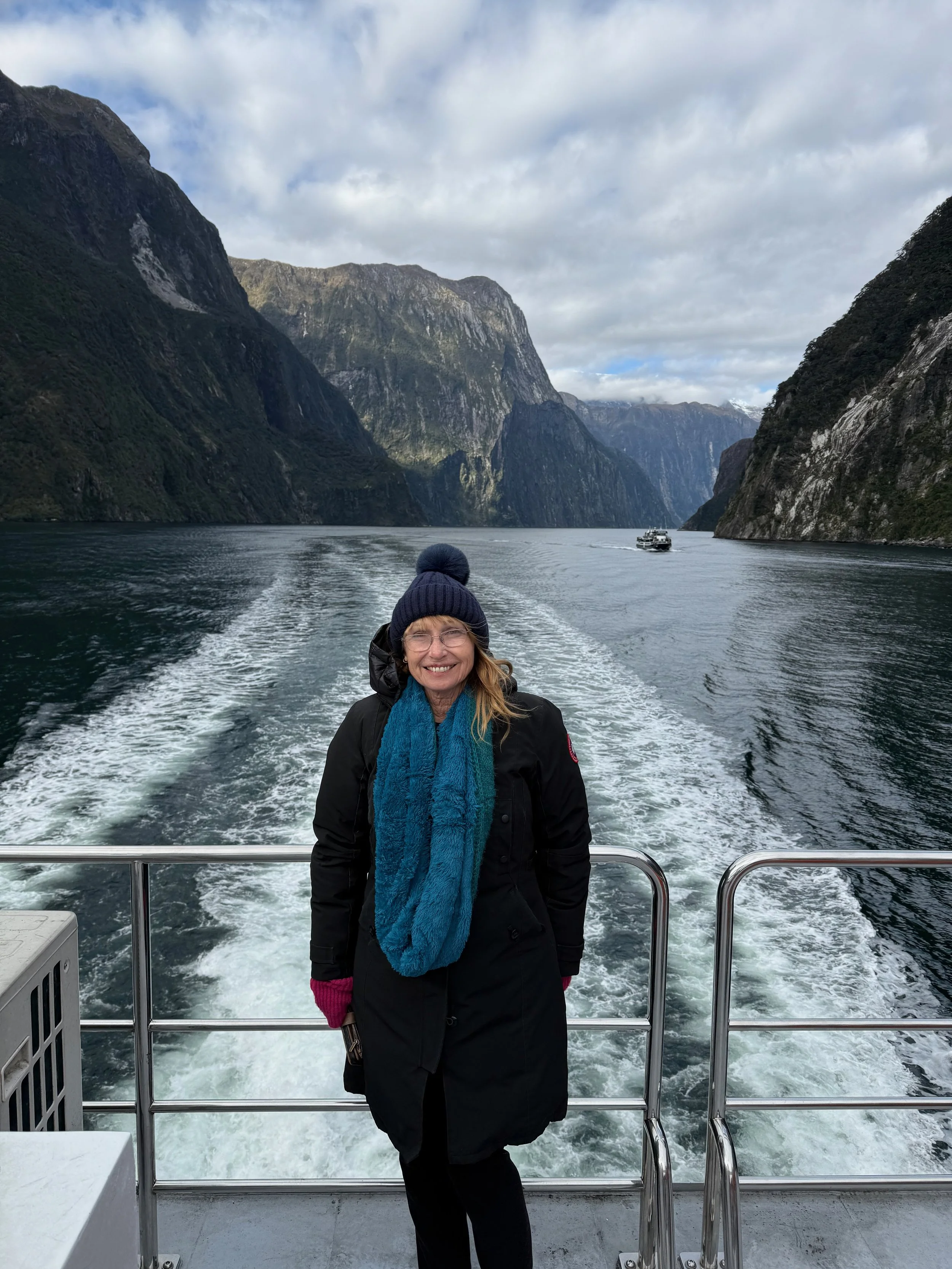 Milford Sound Cruise with a waterfall