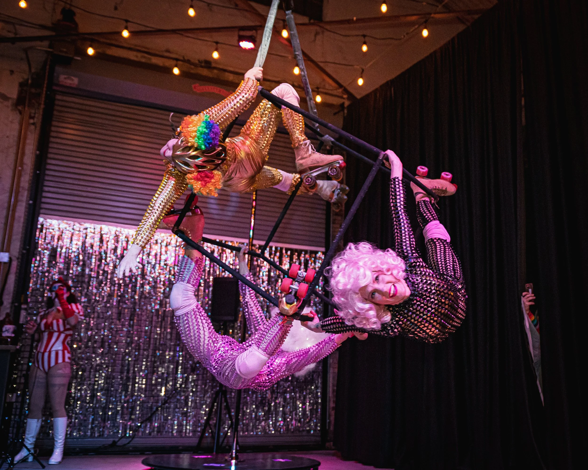 Aerial roller circus at WEIRDO fest