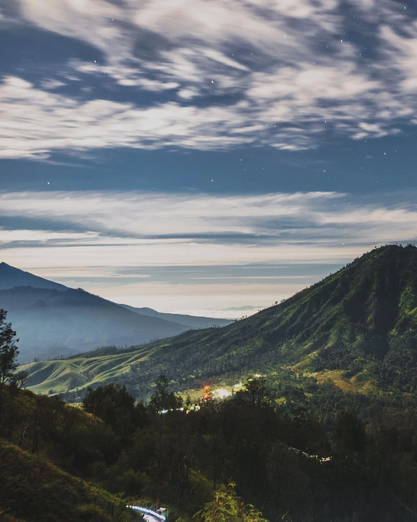 Went for hiking at the Merapi Volcano at 4am. It was freezing, but the lack of light pollution made the sky showed its true beauty, decorated with millions of stars.
[this is a view from Merapi Volcano, not the view of the volcano itself)

#wonderful