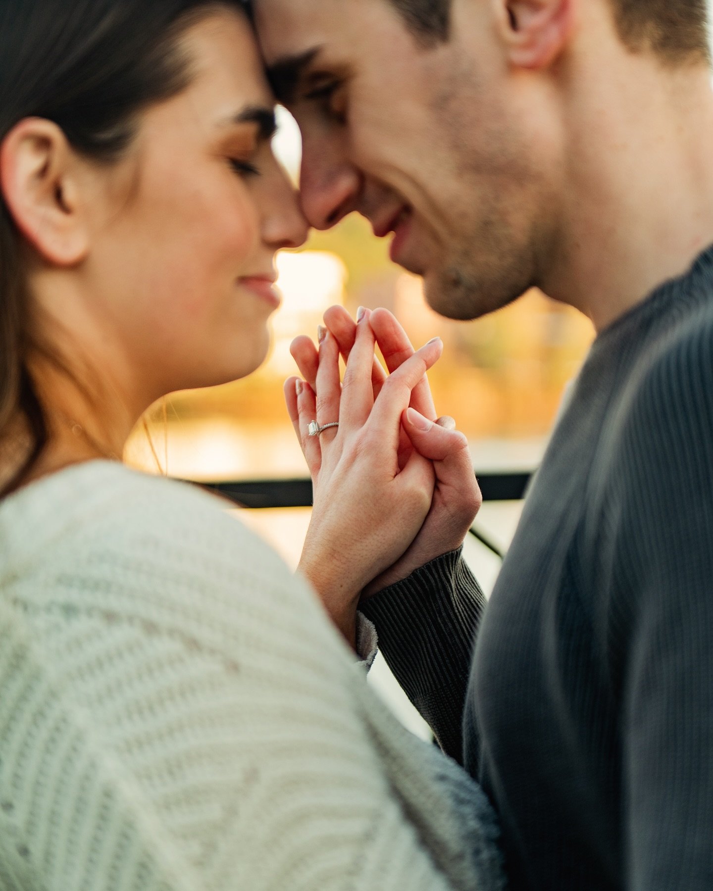 Absolutely in love with this one. ❤️

#engaged #engagedpittsburgh #engagement #engagementring #engagementphotos #engagementphotography #engagementphotographer #pittsburghengagement #pittsburghengagementphotographer #pittsburghengagementphotography #p