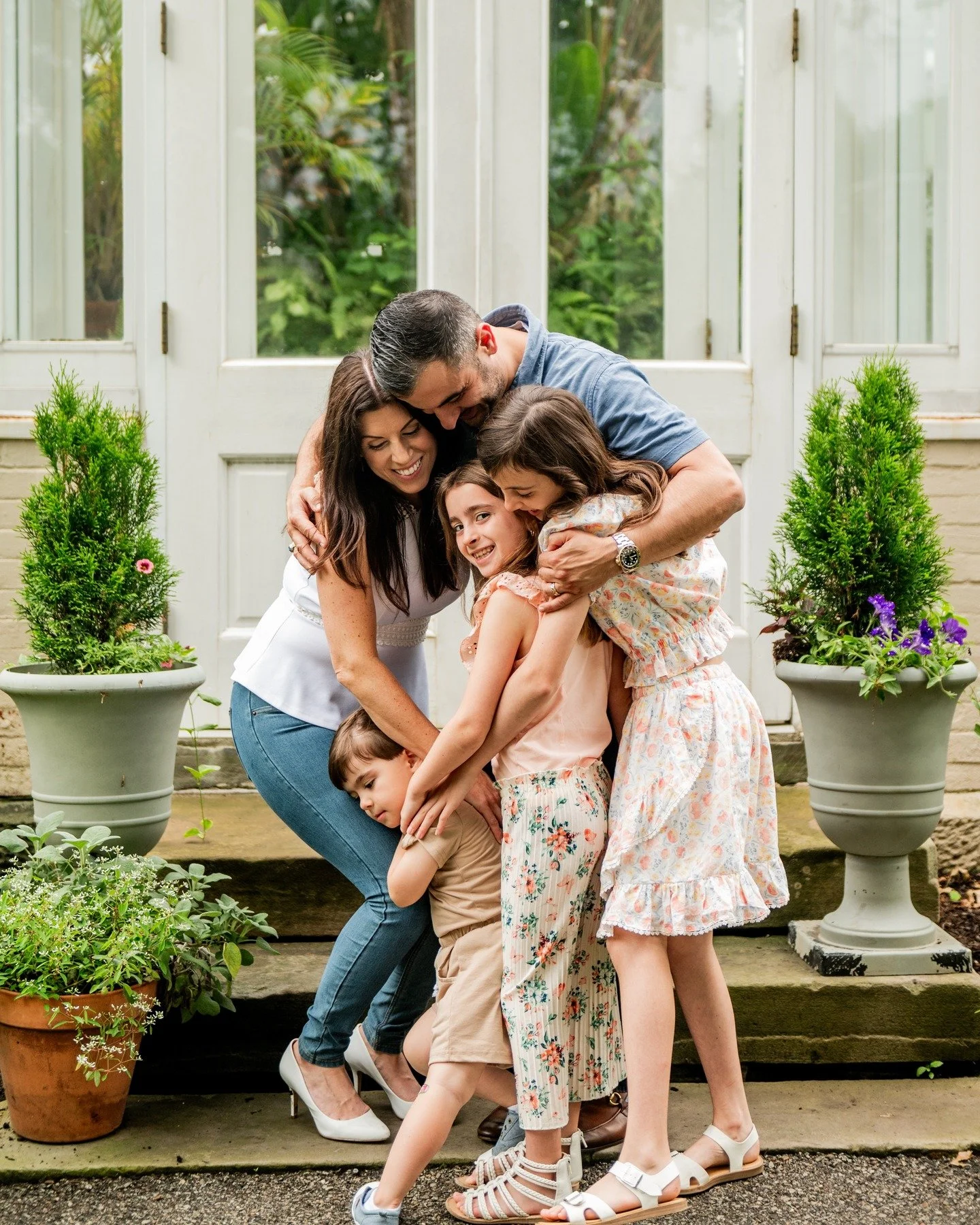 Spring minis anyone? Leave your name here to get on the super selective list!!