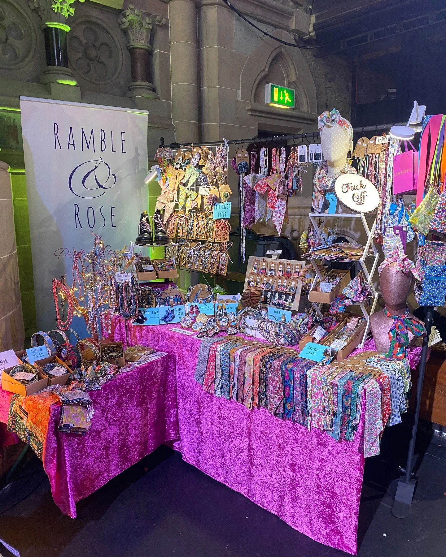 @thenightmarketuk  Here until 10.30 pm!
