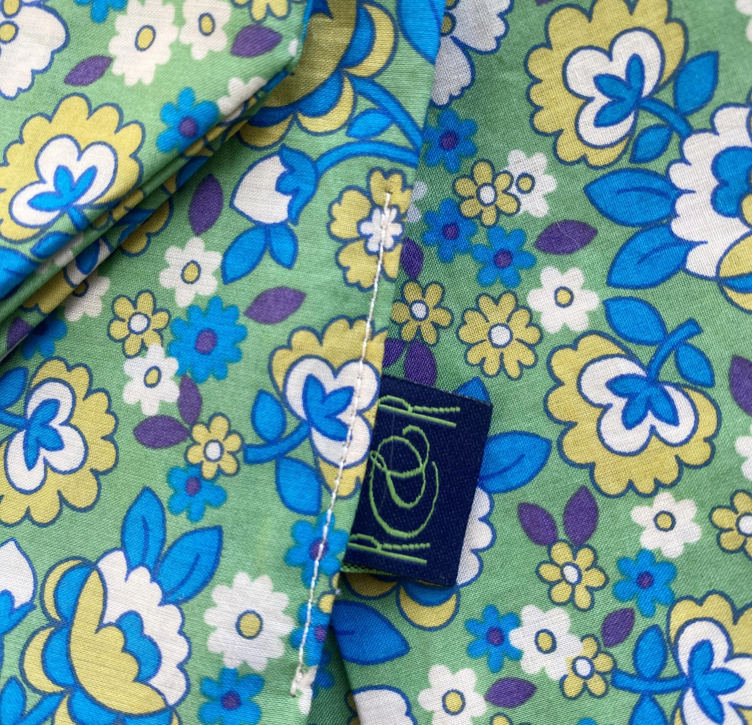 Dancing Posies 3.jpg